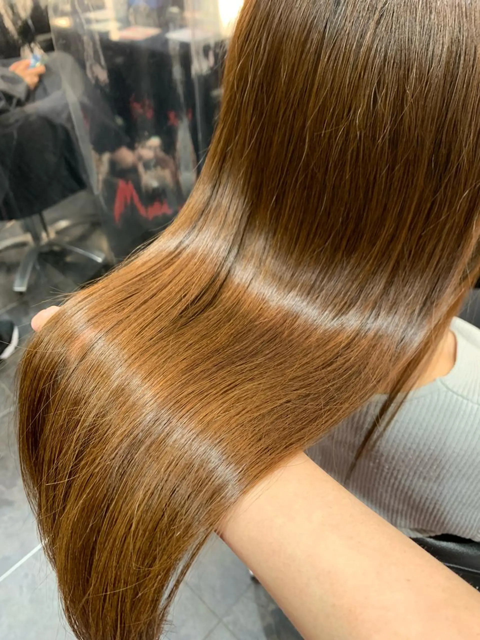 ロング パーマ ストレートパーマ 艶髪/白髪ぼかし ヘッドスパ/大野結菜のヘアスタイル