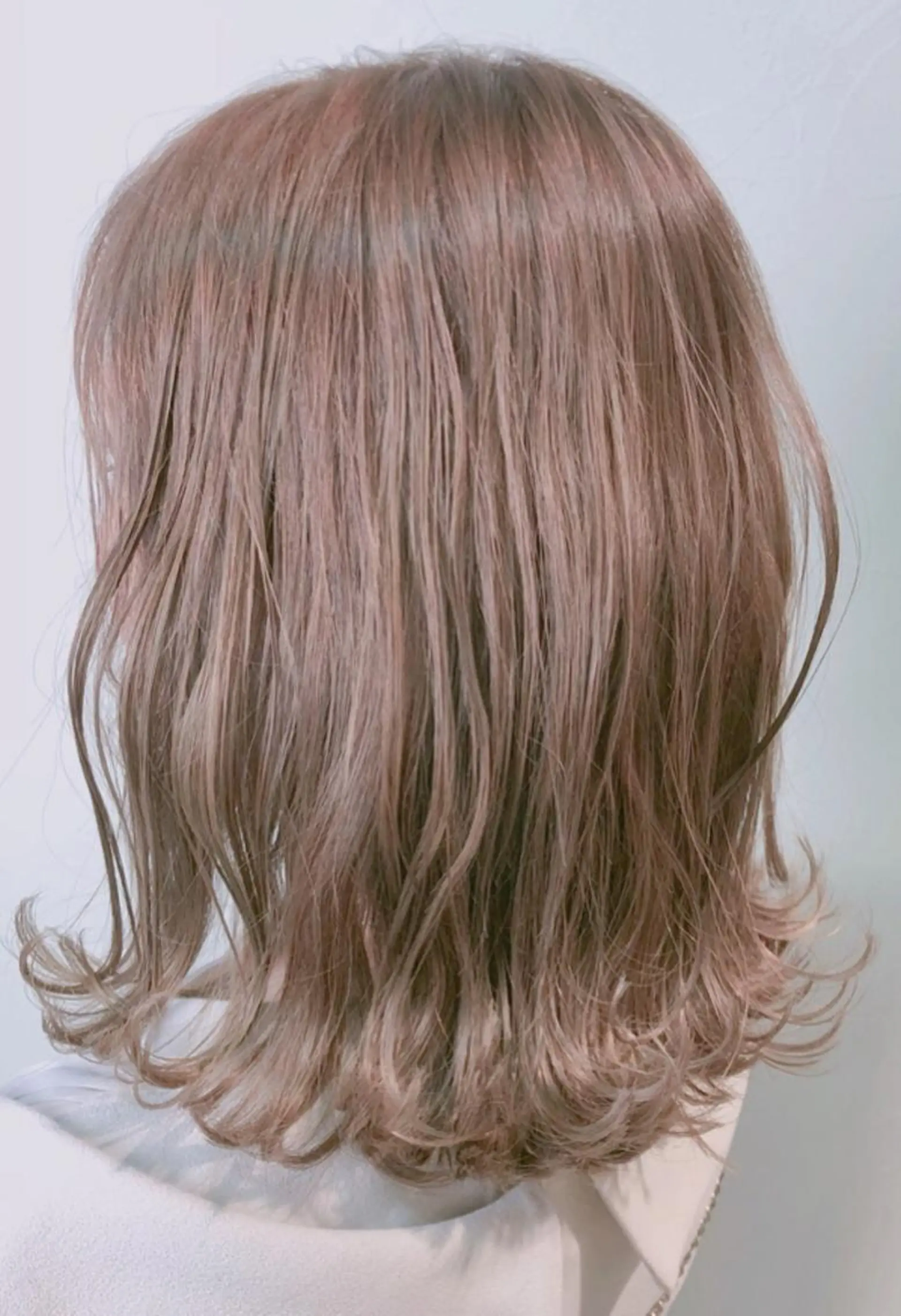 セミロング カット ヘアカラー トリートメント 艶髪✴︎髪質改善 VERONIQUEのヘアスタイル