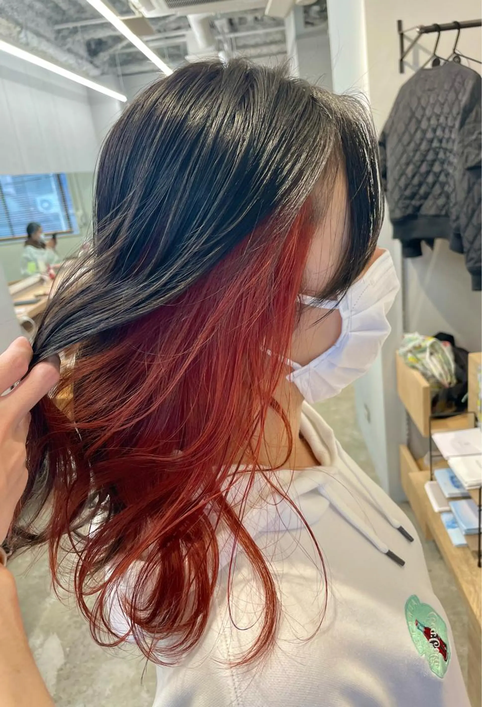 セミロング ior北千住【イオール⠀】所属・SAEKI【ior 】北千住店ブリーチのヘアスタイル