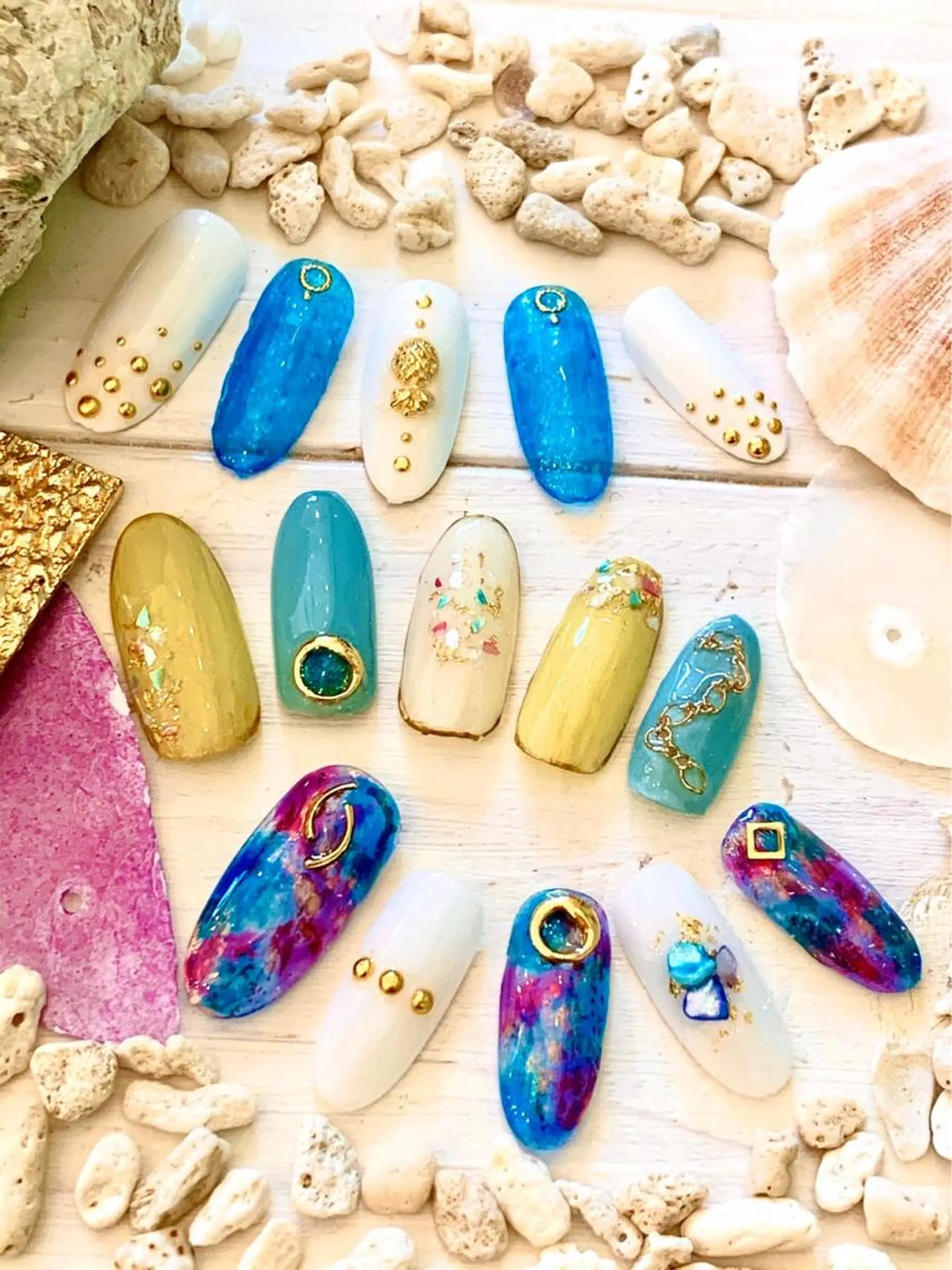 ネイル 夏ネイル NAIL Alaia 𓇼のネイルデザイン