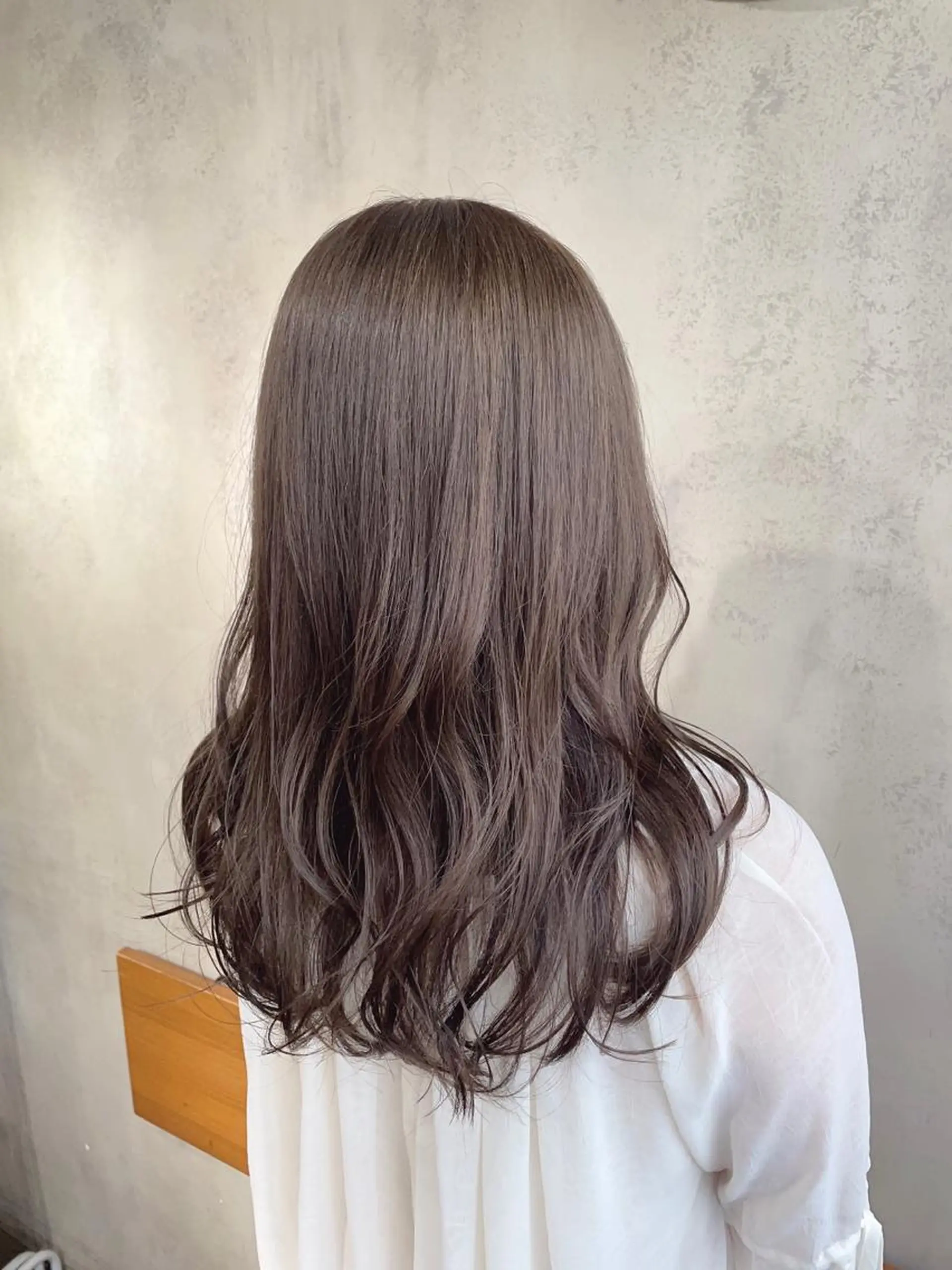 ロング カラー 梅田美容室 山崎海波のヘアスタイル