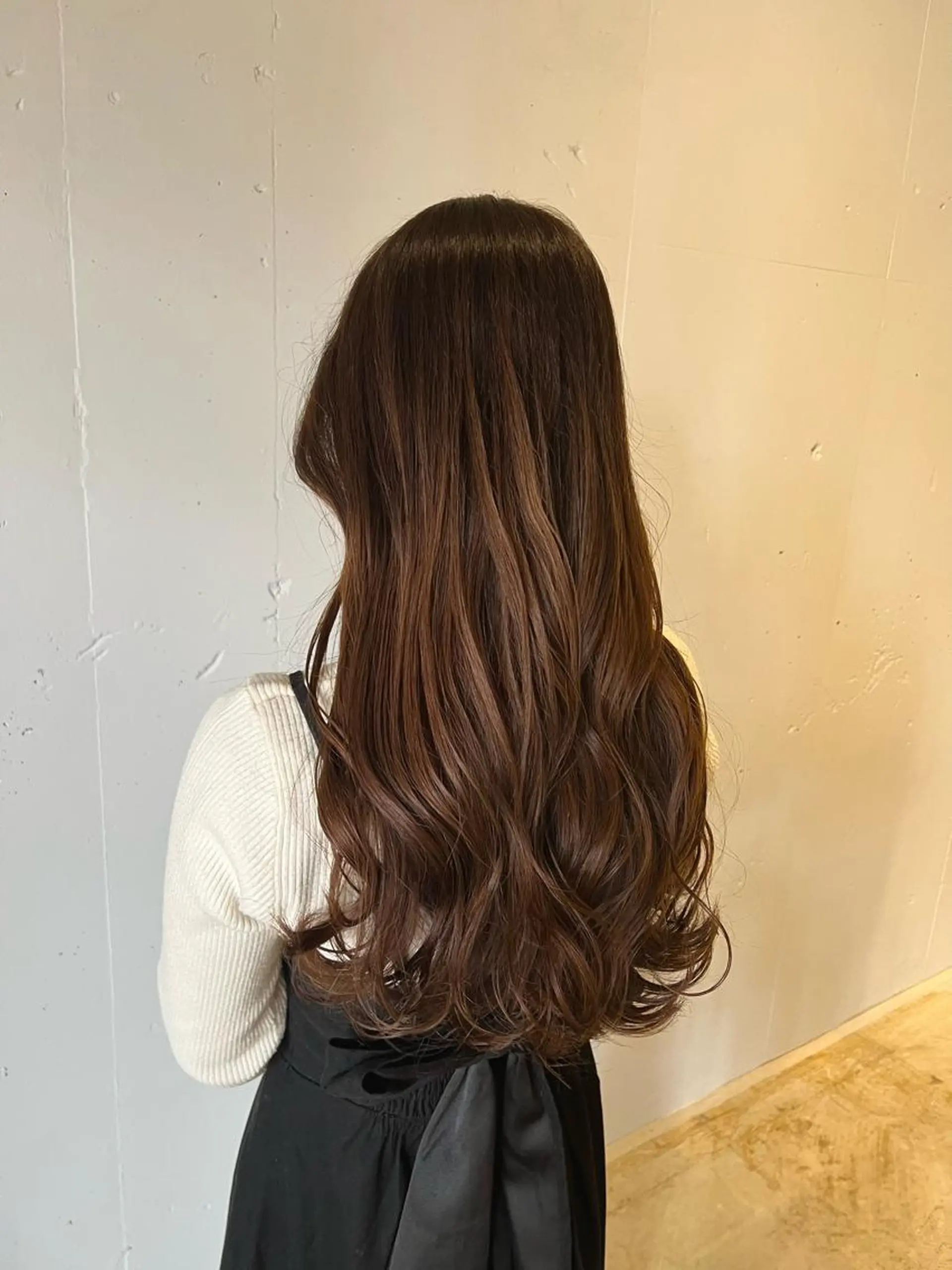 ロング カラー グレージュ ラベンダーカラー ヘアカラー トリートメント カラースペシャリスト しょう🧑🏼‍🎨のヘアスタイル