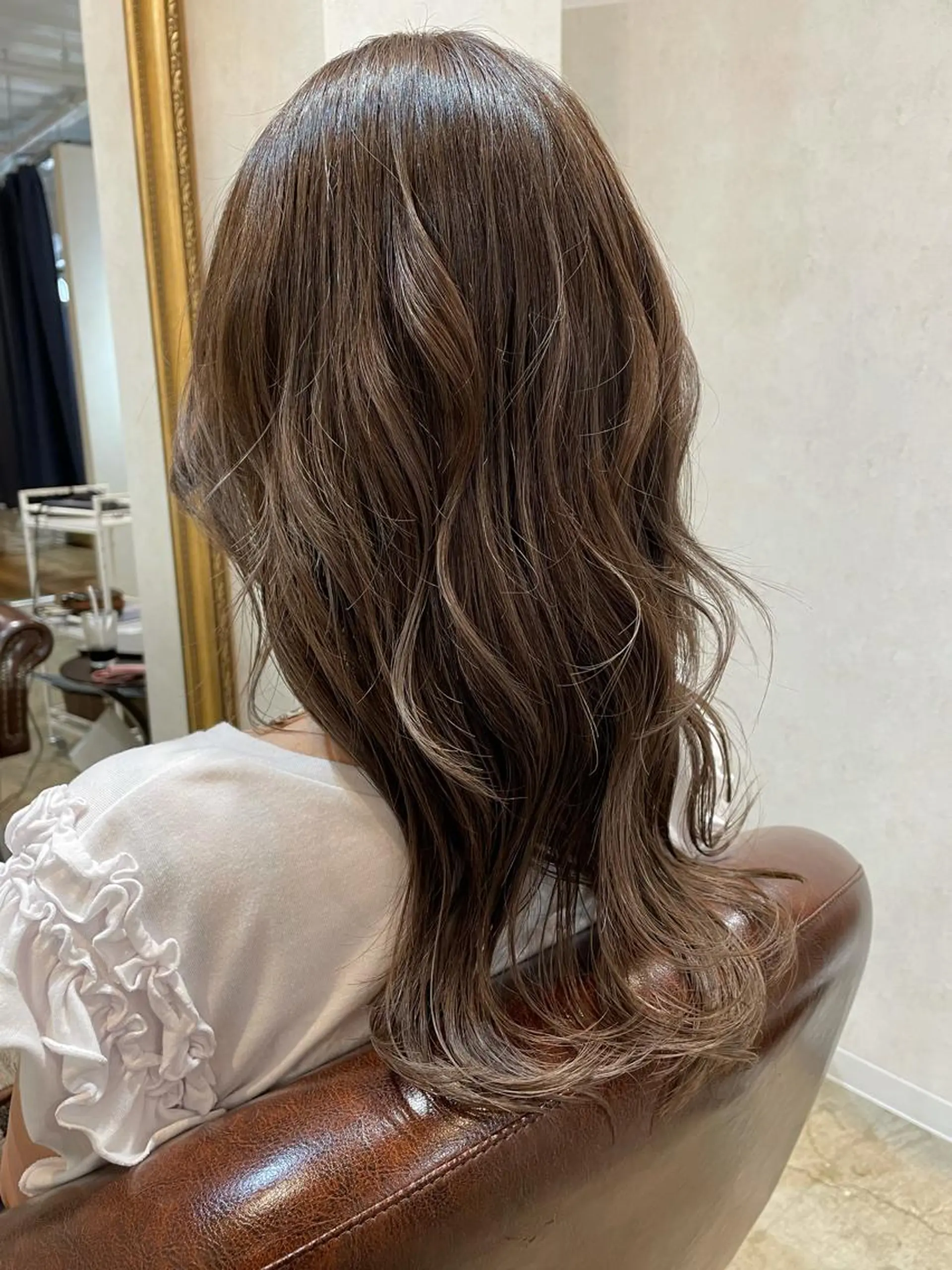 セミロング カット ヘアカラー トリートメント Lusso店長 千崎慎介のヘアスタイル