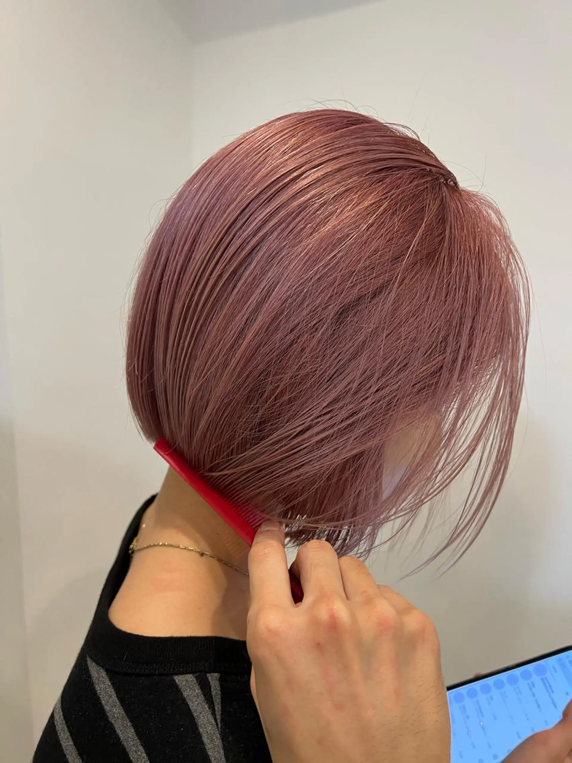 ショート カラー ベージュカラー ブリーチ ケアブリーチ ハイトーンカラー ラベンダーカラー kakeru/ボブ パーマ/レイヤーのヘアスタイル