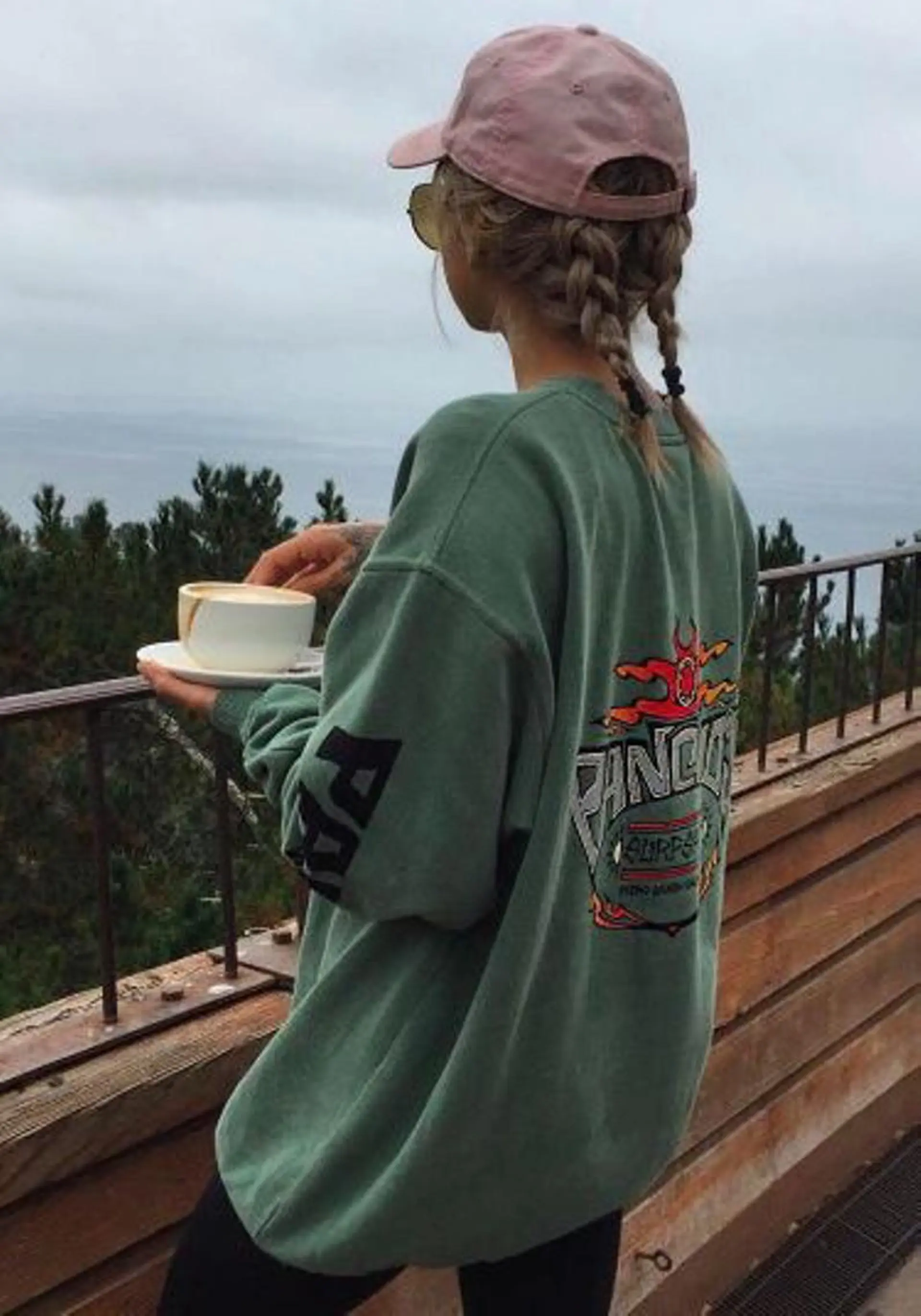 ミディアム 逗子葉山 ナオイカイラのヘアスタイル