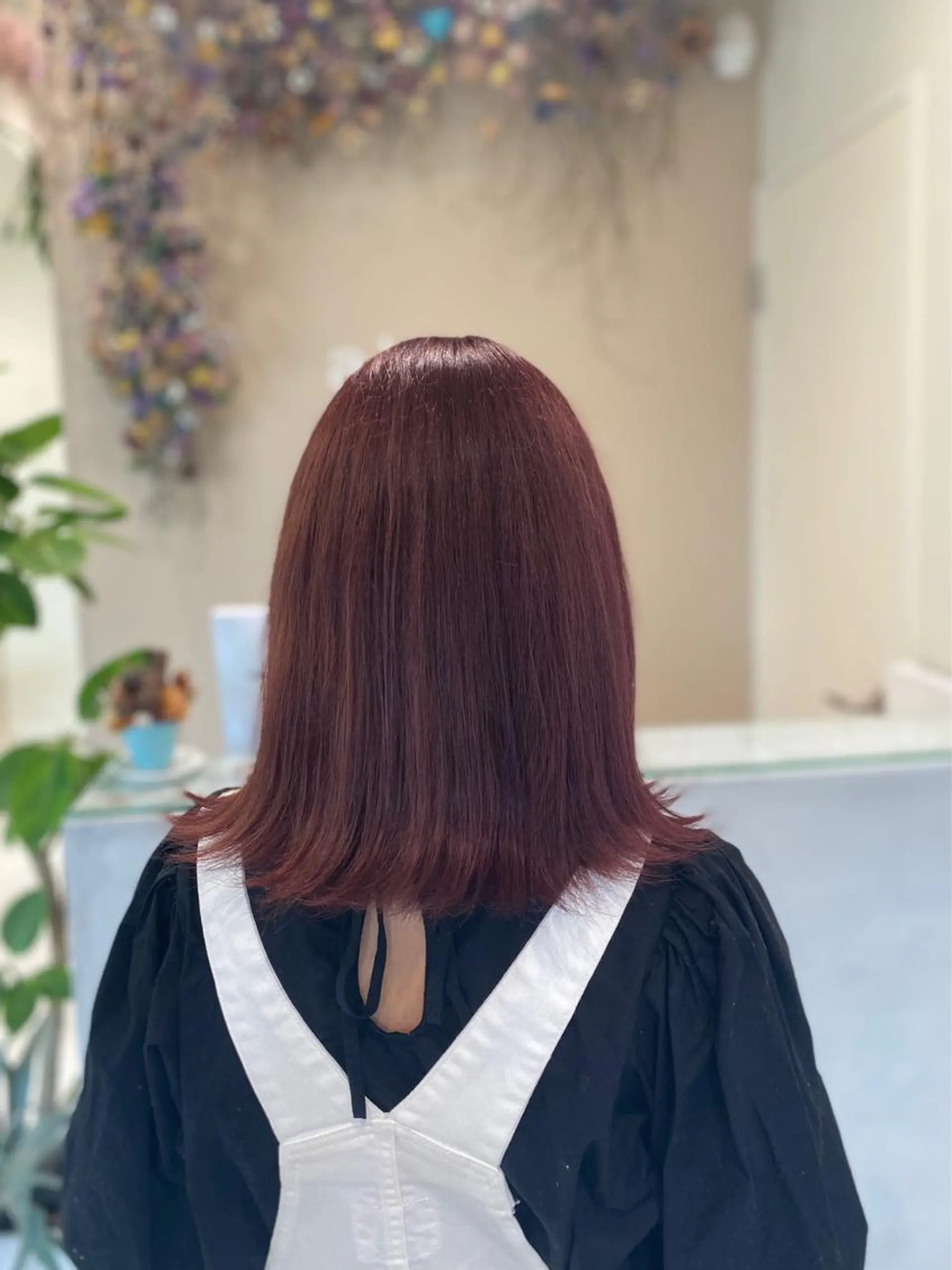 ミディアム カラー ブリーチ ボルドーカラー パープルカラー ボブ/インナーカラー /眉毛/Miyuのヘアスタイル