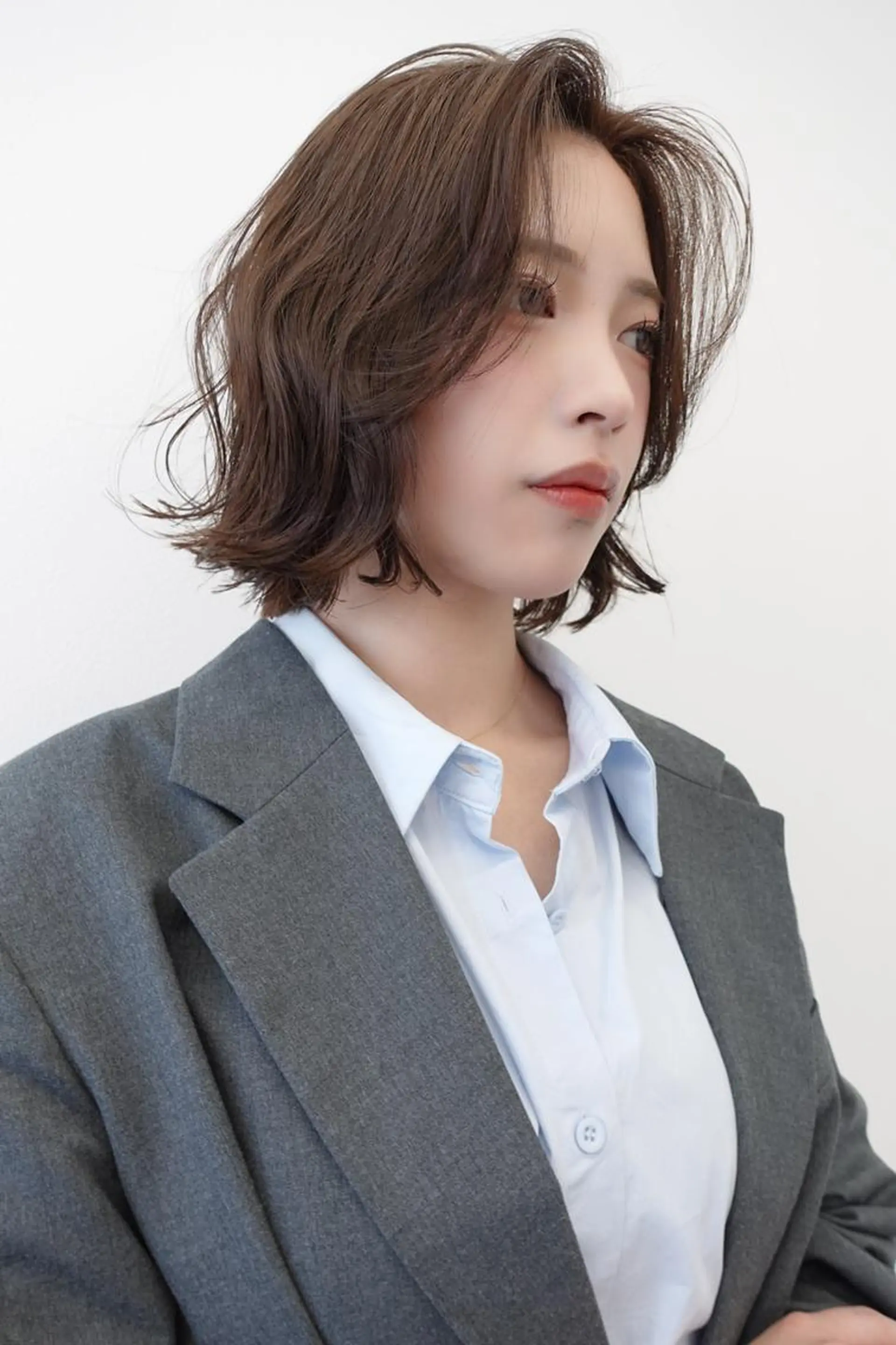 ミディアム nelke/レイヤー 立川/ブリーチのヘアスタイル