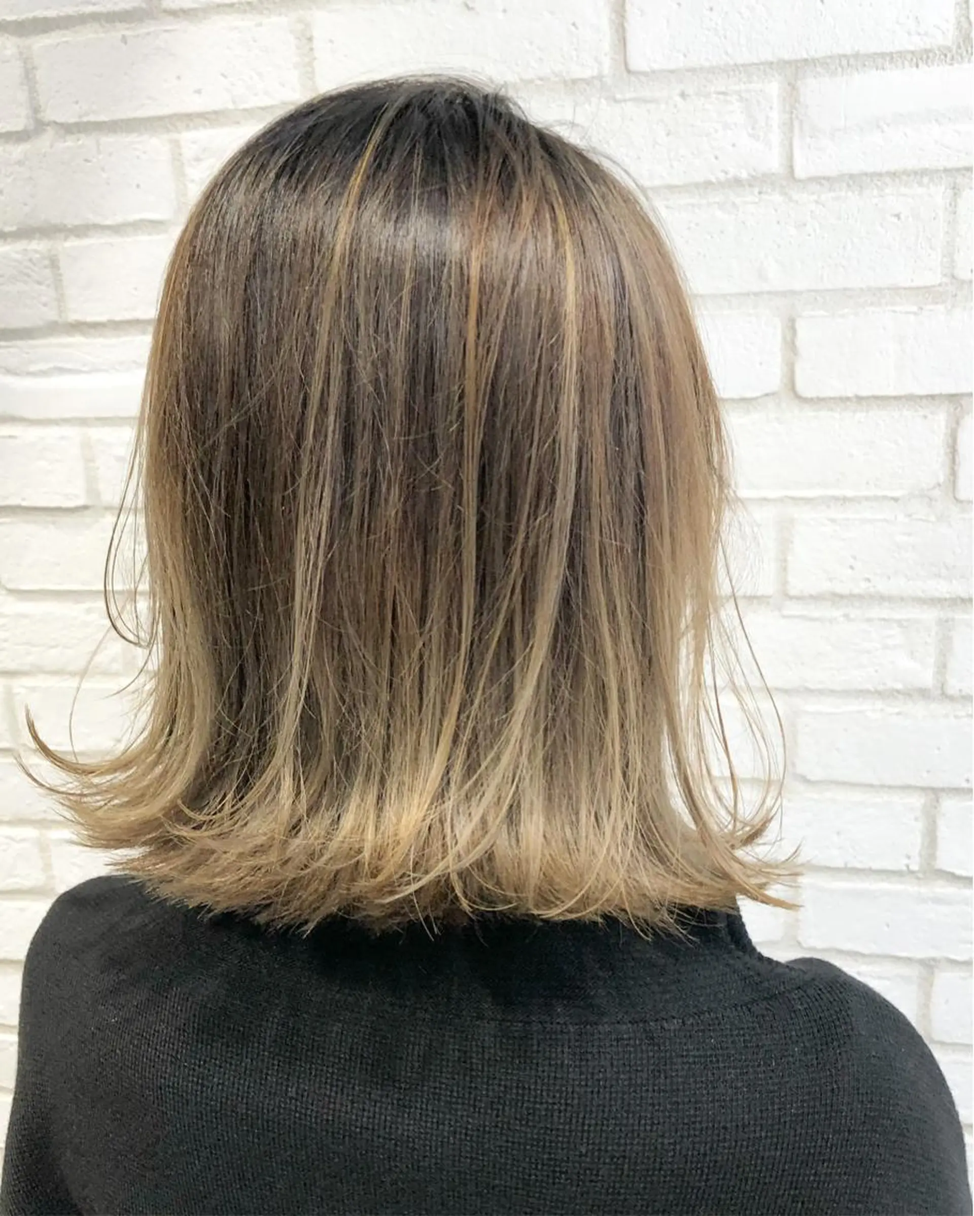 ミディアム カラー ベージュカラー グラデーションカラー 佐藤 高徳のヘアスタイル