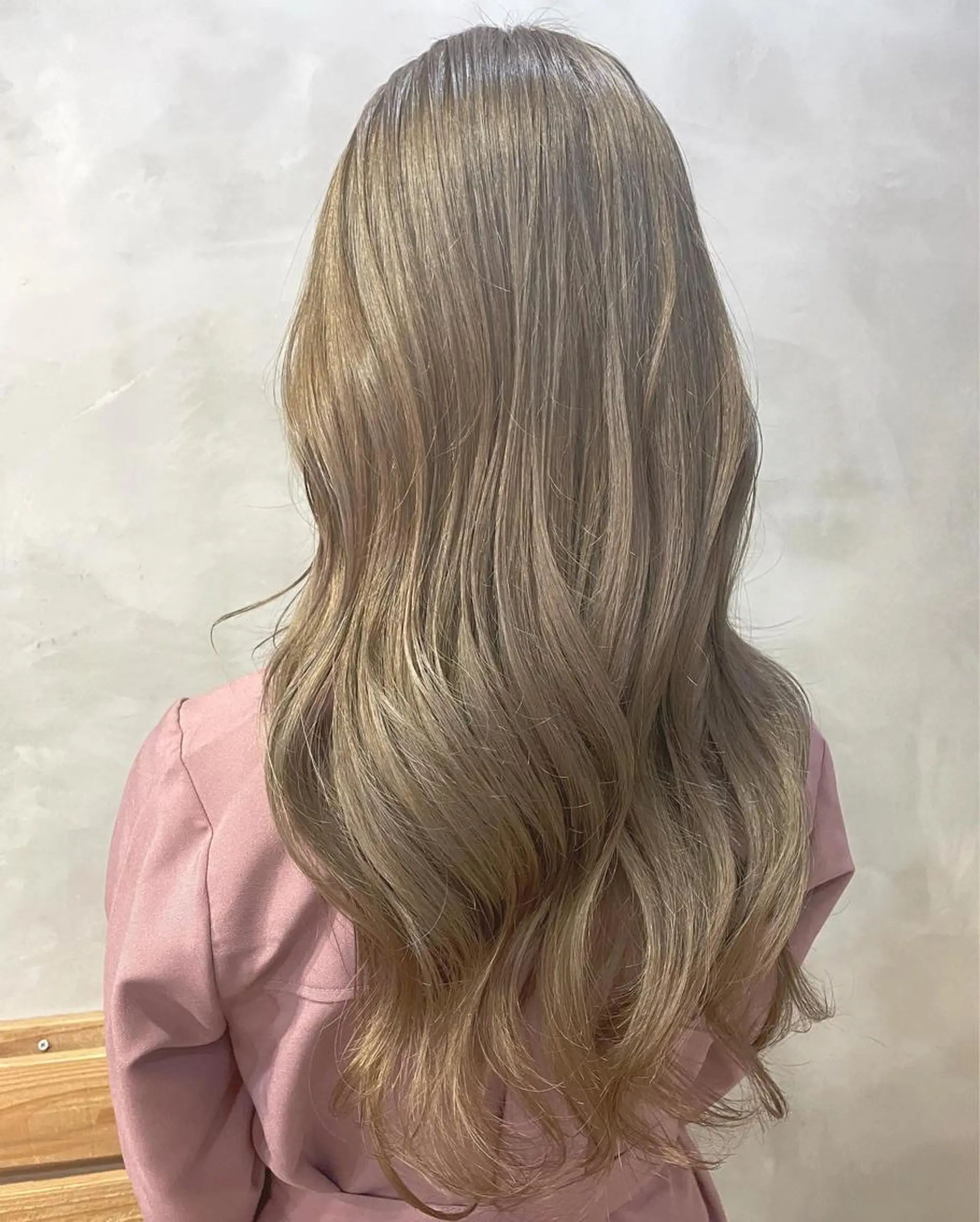 ロング カラー sugino katsuyaのヘアスタイル