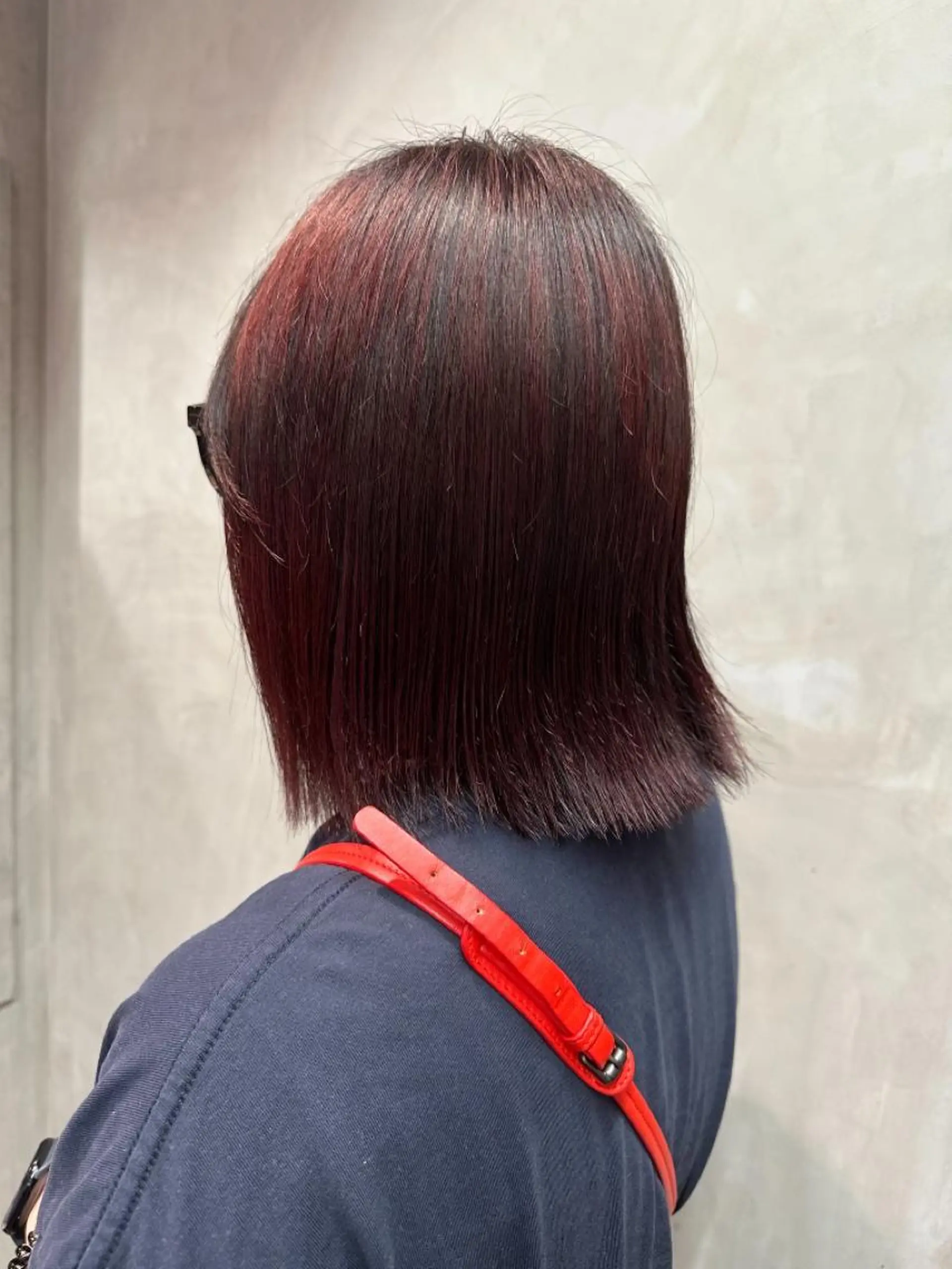 ミディアム カラー ブリーチ ブリーチなしカラー レッドカラー hina💟 透明感カラーのヘアスタイル