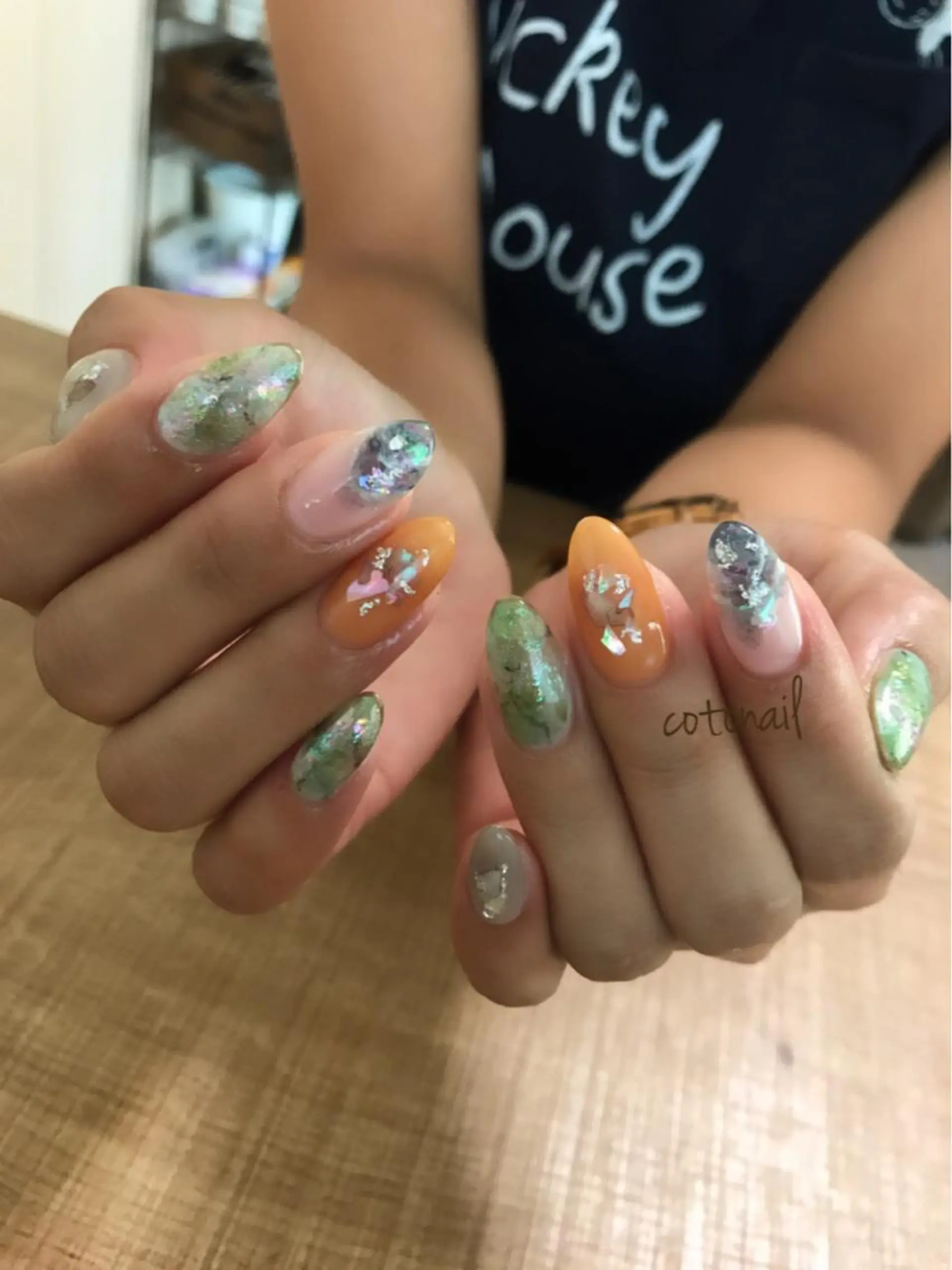 ロング ネイル ツメトマツゲ .のネイルデザイン