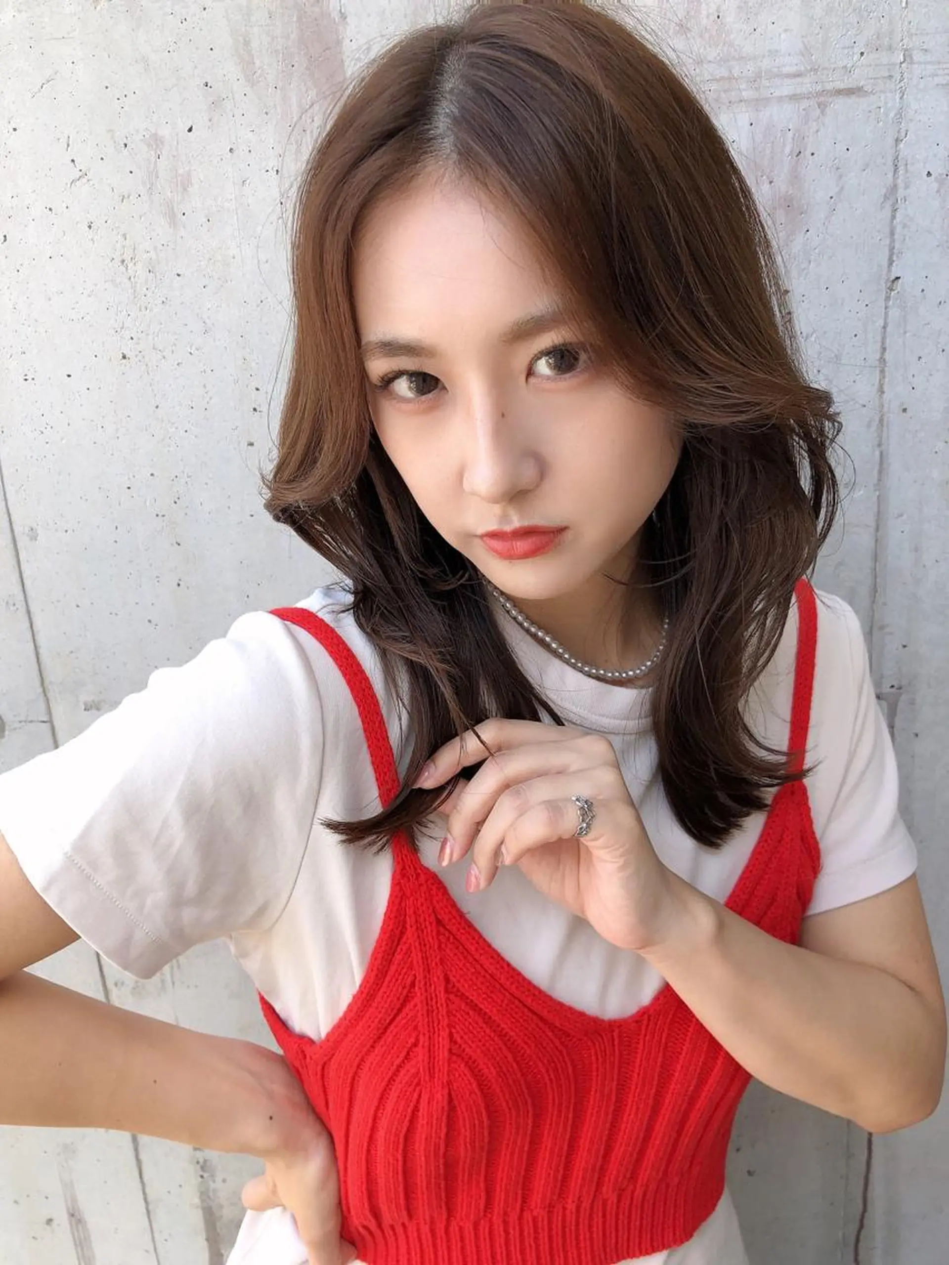 セミロング カラー くびれヘア 顔周りカット 韓国風ヘア カット ヘアカラー トリートメント トレンドヘア🌿 chinariのヘアスタイル