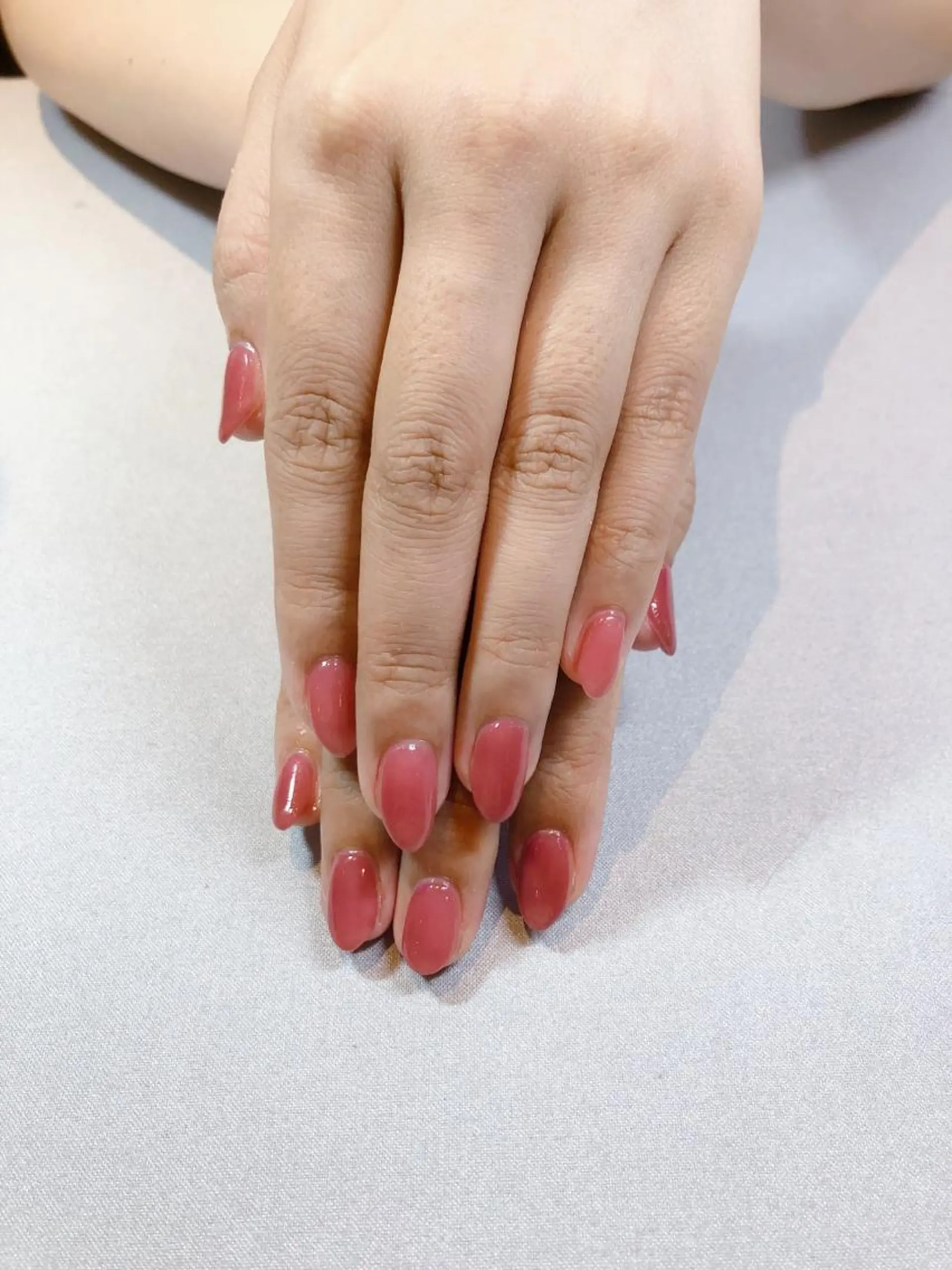 ネイル iiloo aromaworksのネイルデザイン