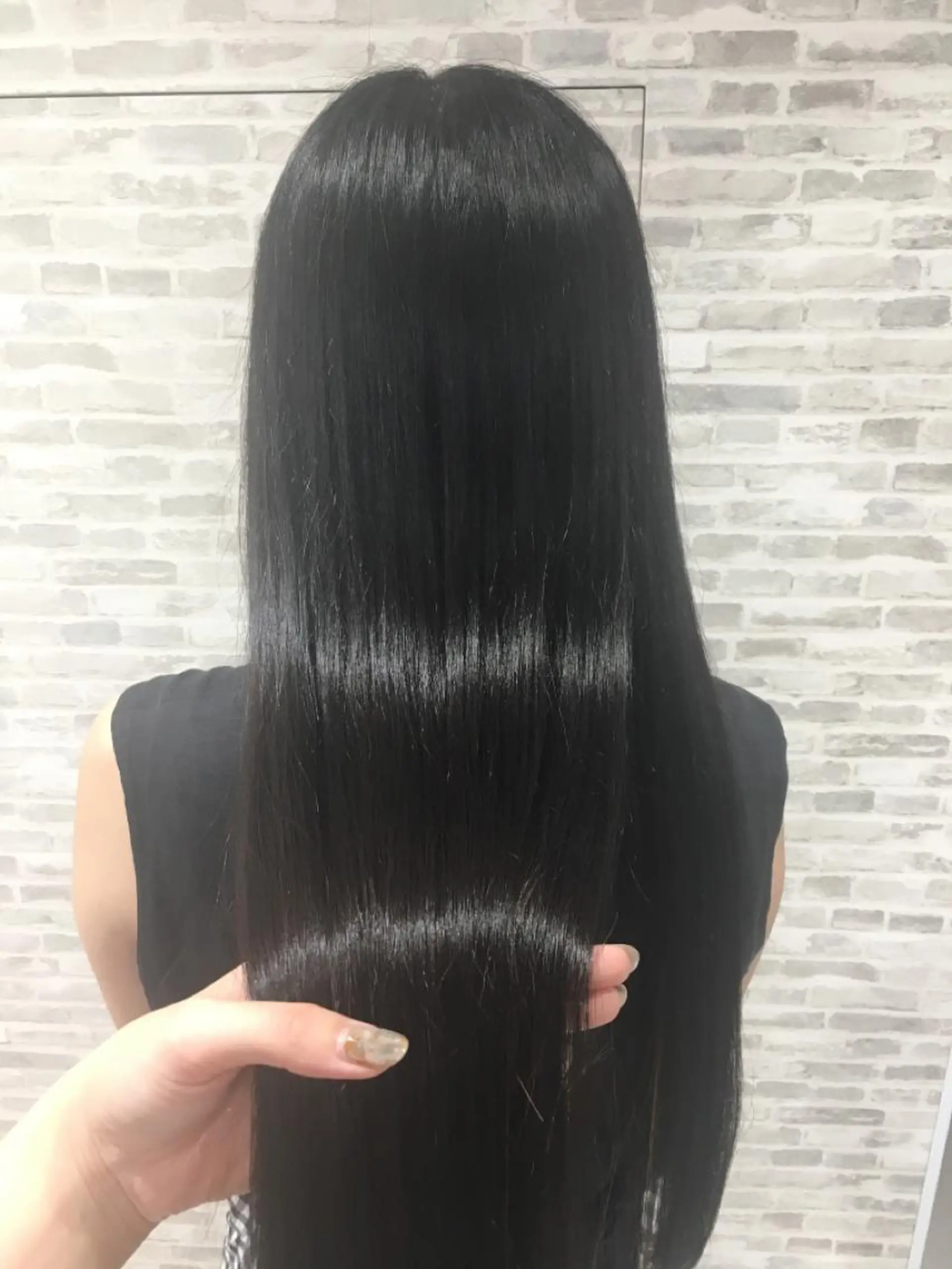 ロング カット 縮毛矯正 トリートメント ✨圧倒的ツヤ髪✨ 小野あすかのヘアスタイル