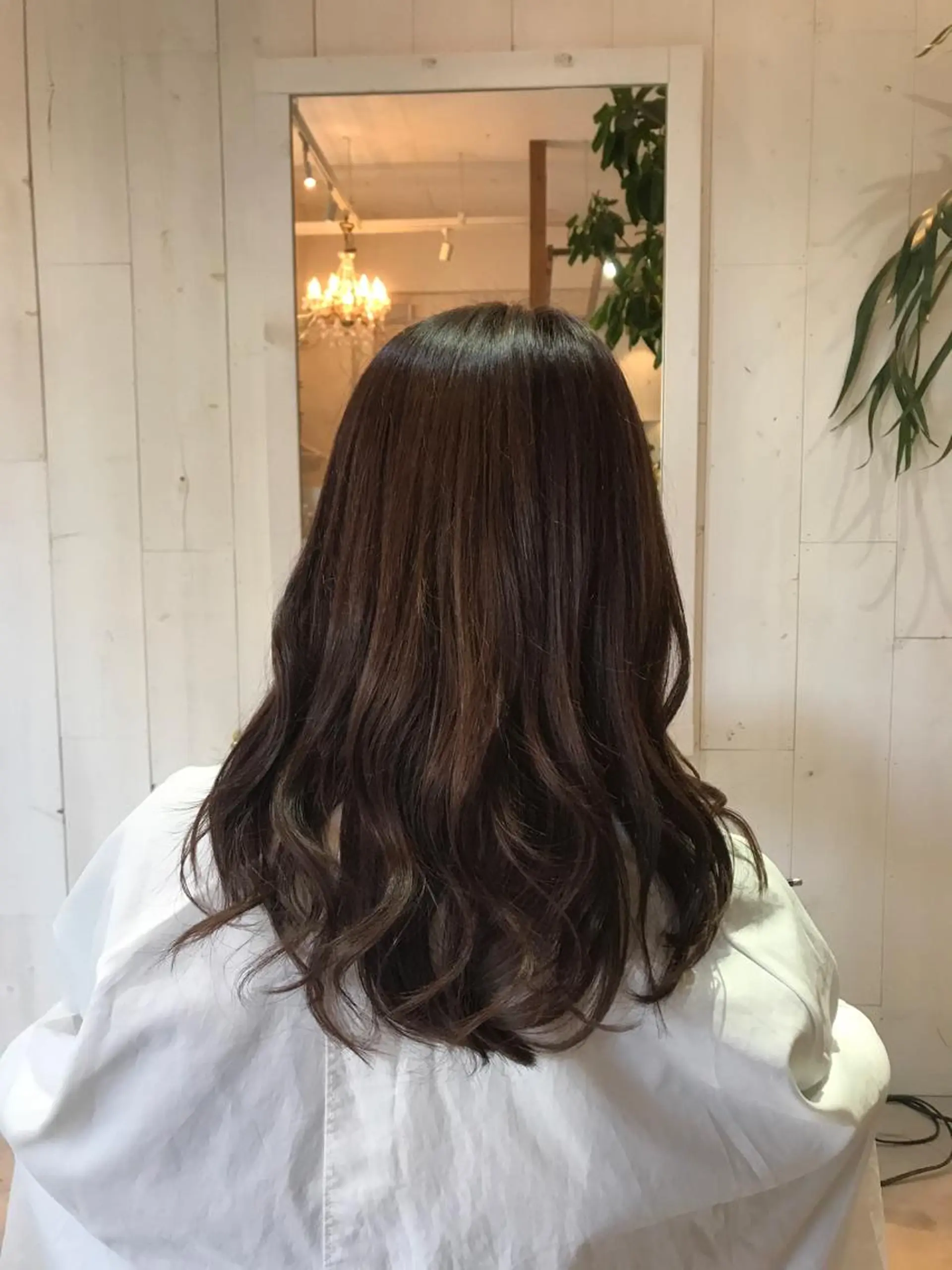 ロング カラー グレージュ バイオレットカラー バイオレットグレージュ カット ヘアカラー トリートメント 長尾 桃佳のヘアスタイル