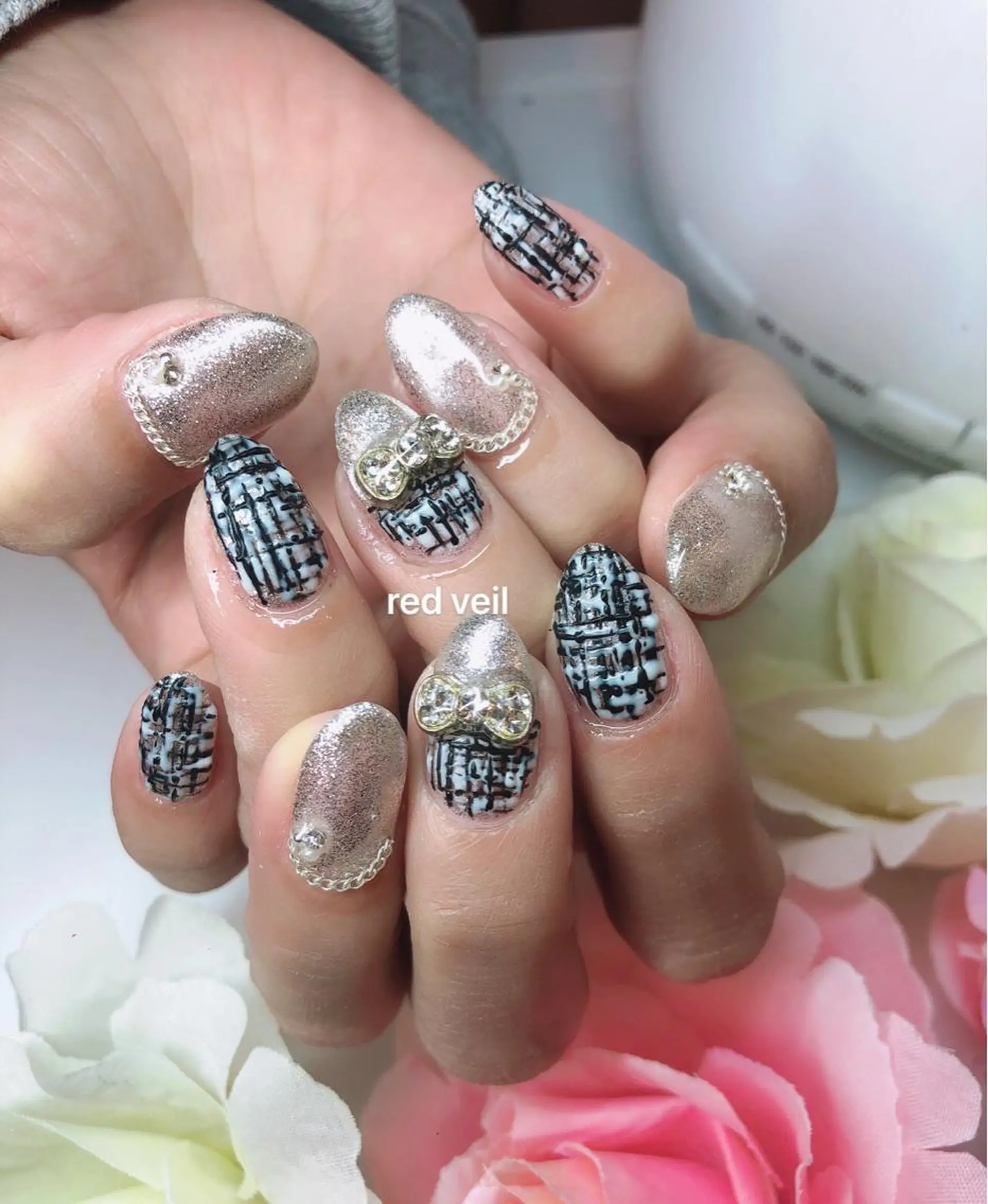 ミディアム ネイル 長さ出し専門 nynaのネイルデザイン