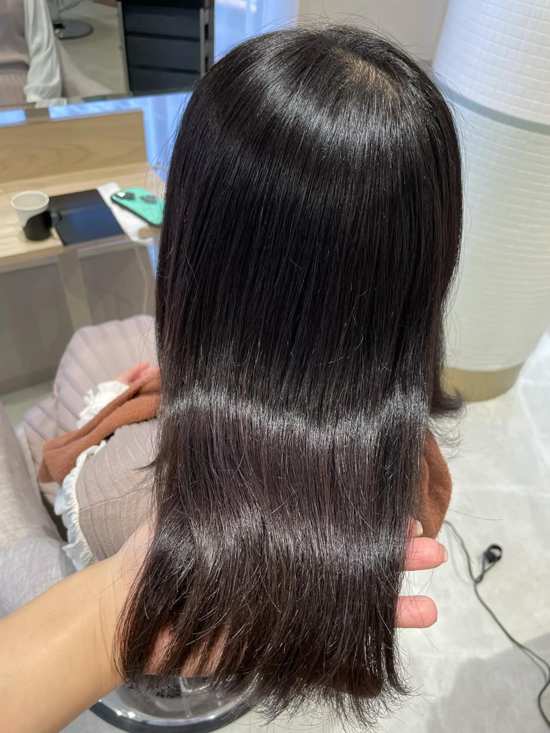 セミロング 髪質改善お任せ ください♪ひとみのヘアスタイル