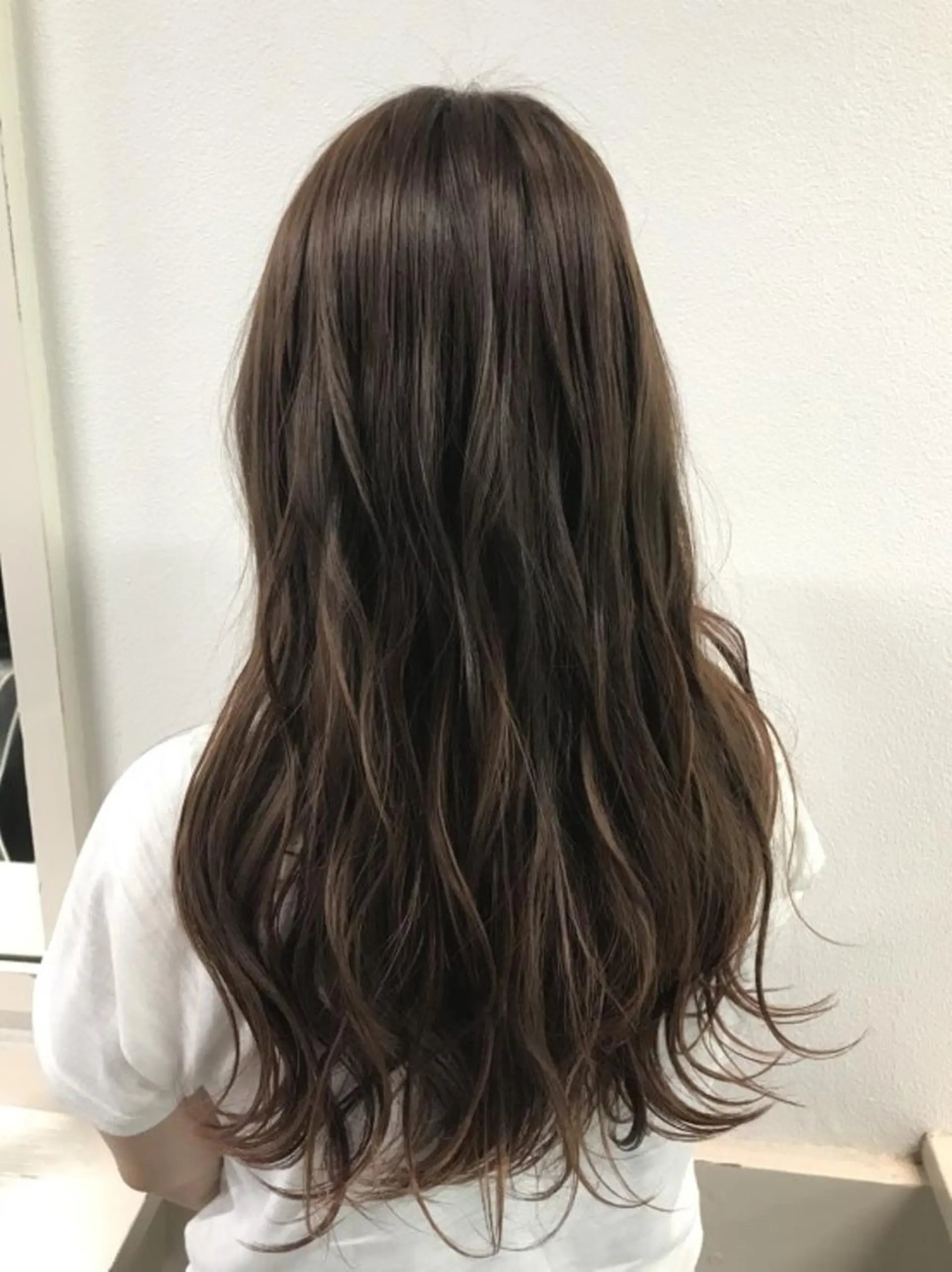 ロング カラー ベージュカラー GiseL ジゼル六本松のヘアスタイル