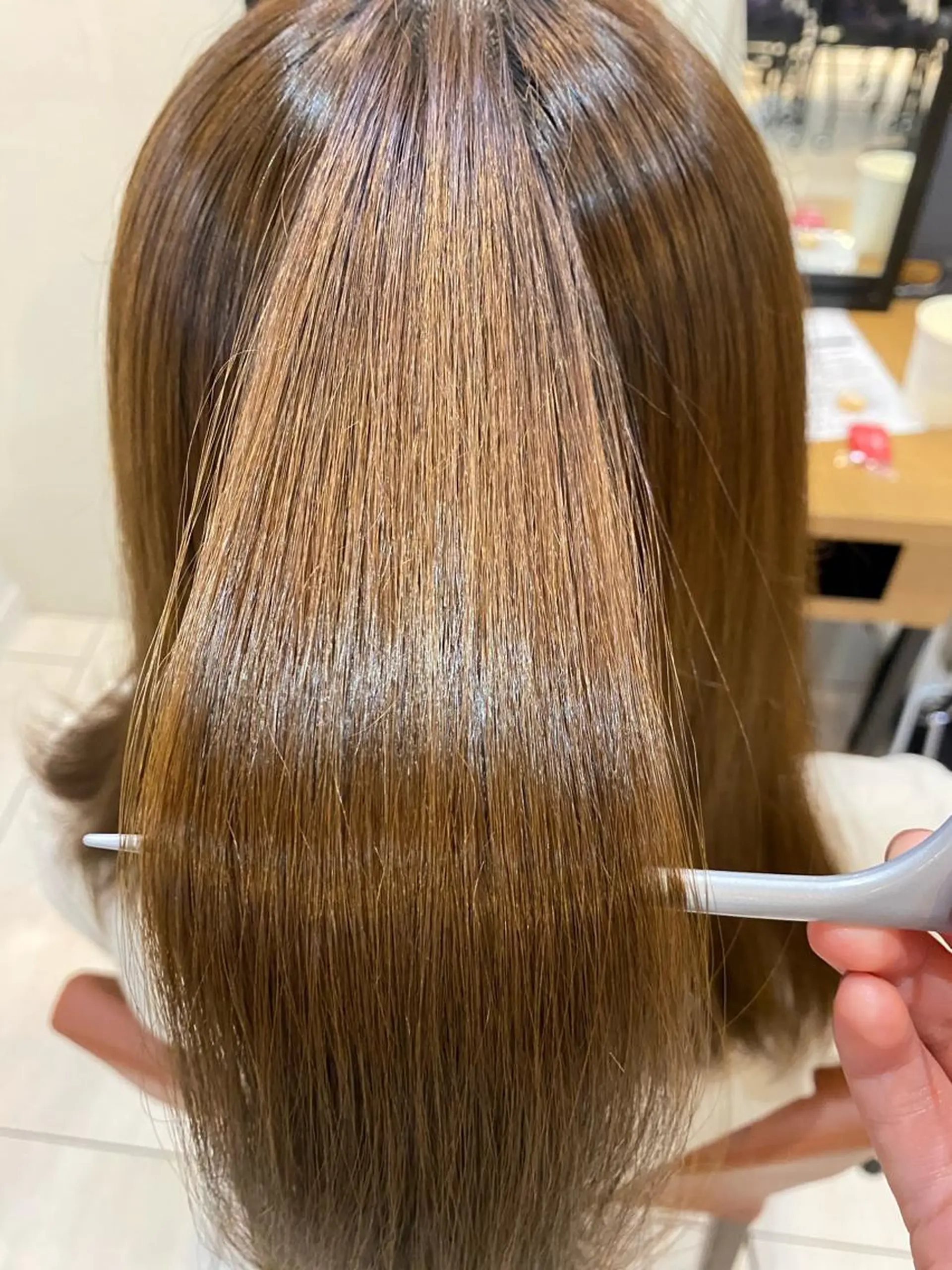 セミロング トリートメント あやめ【顔まわり/レ イヤー/柔らかカラ】のヘアスタイル