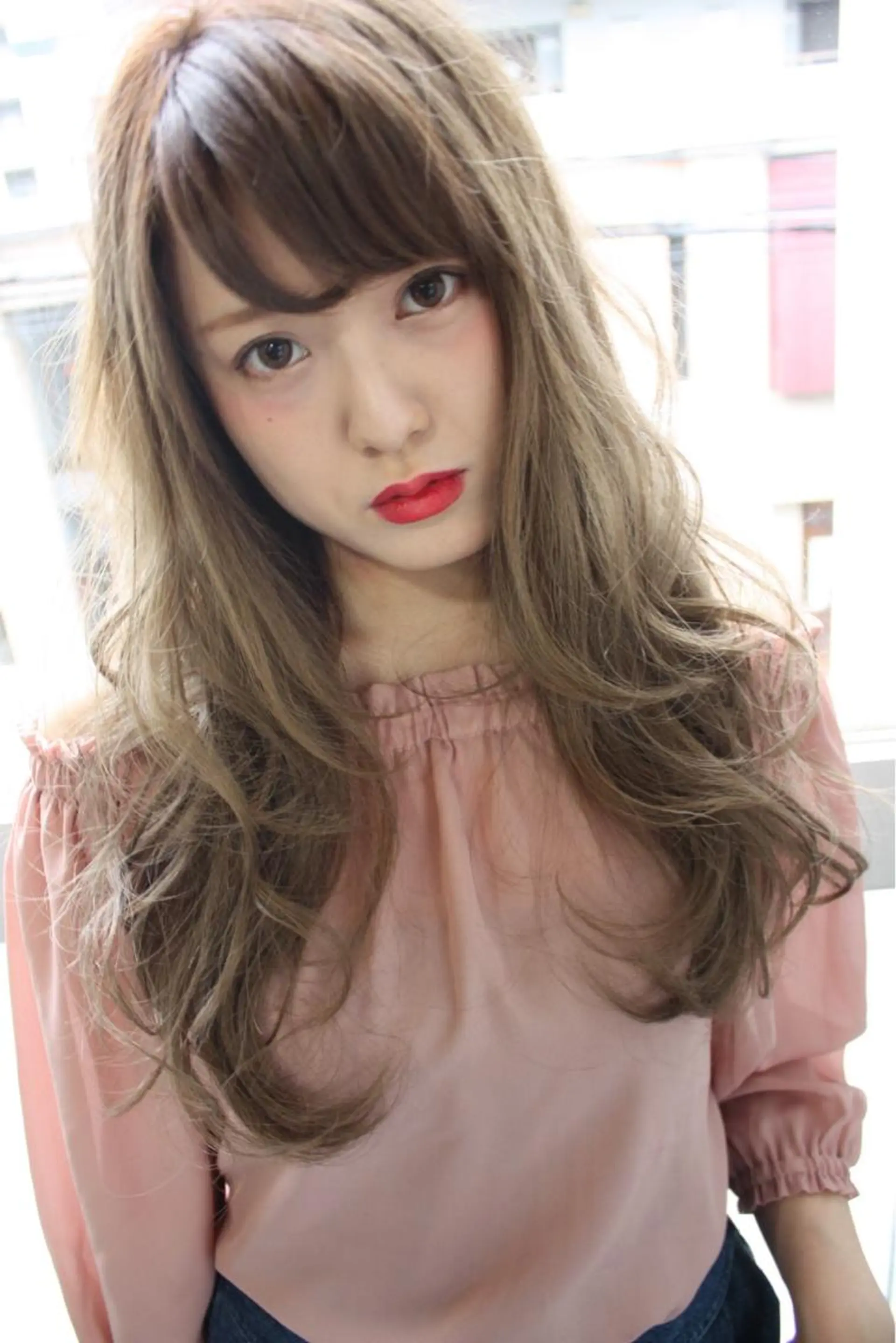 ミディアム カラー パーマ ブリーチ イルミナカラー 髪質改善 トリートメント tuuli トゥーリのヘアスタイル