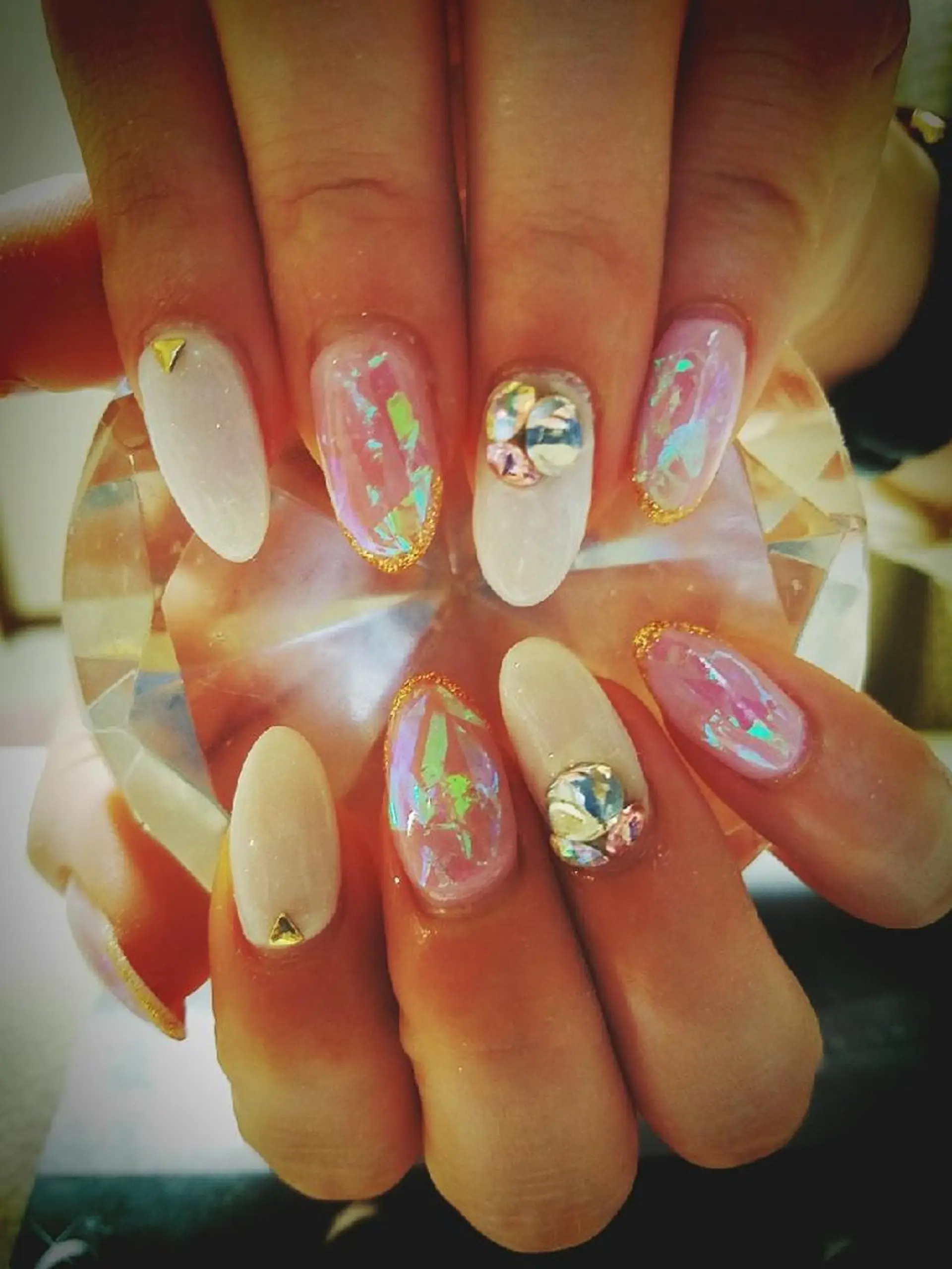 ネイル ＪＥＷＥＬ ＮＡＩＬのネイルデザイン