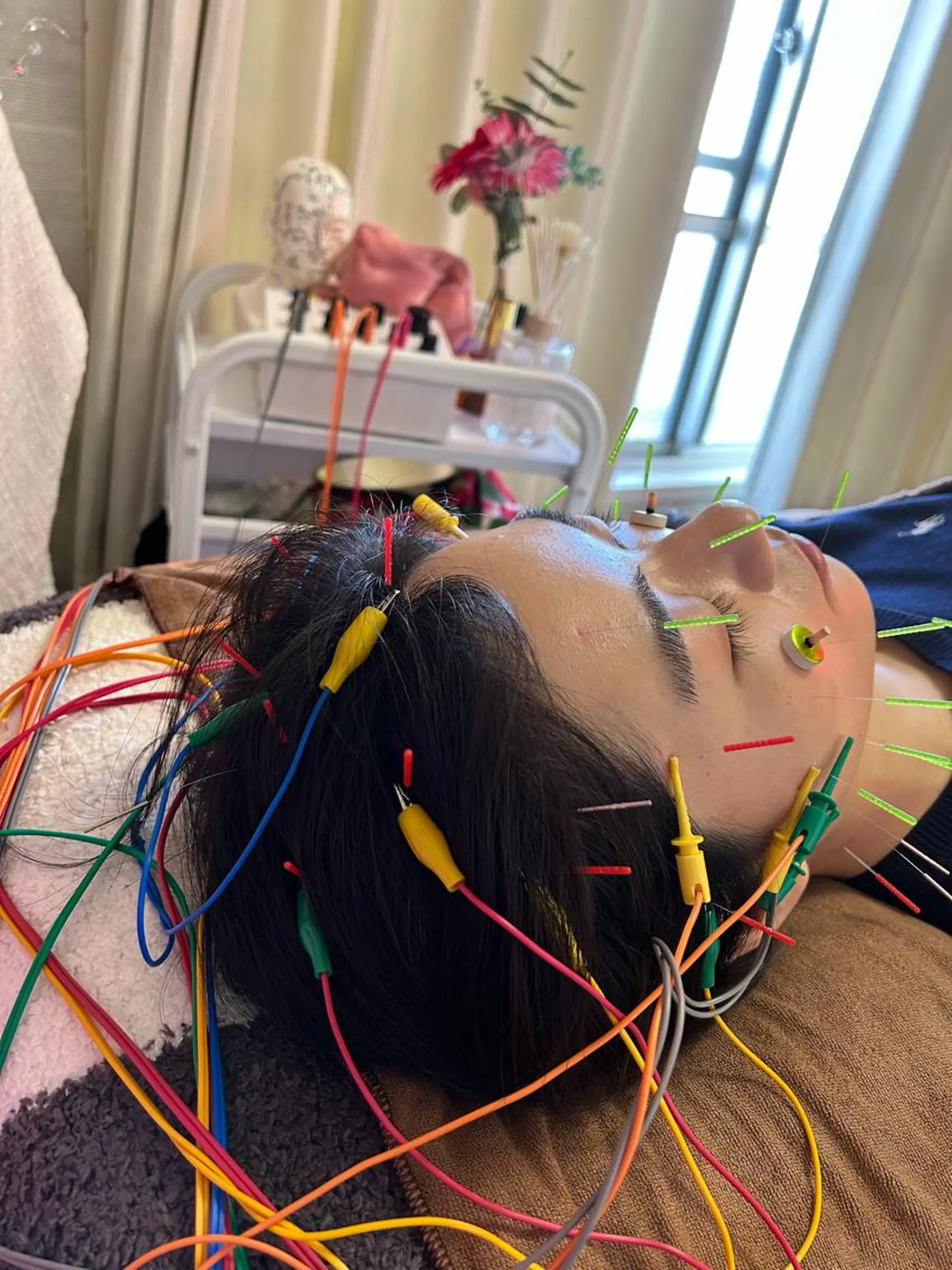 美容鍼灸サロン mahoroba院長のエステ・リラクイメージ