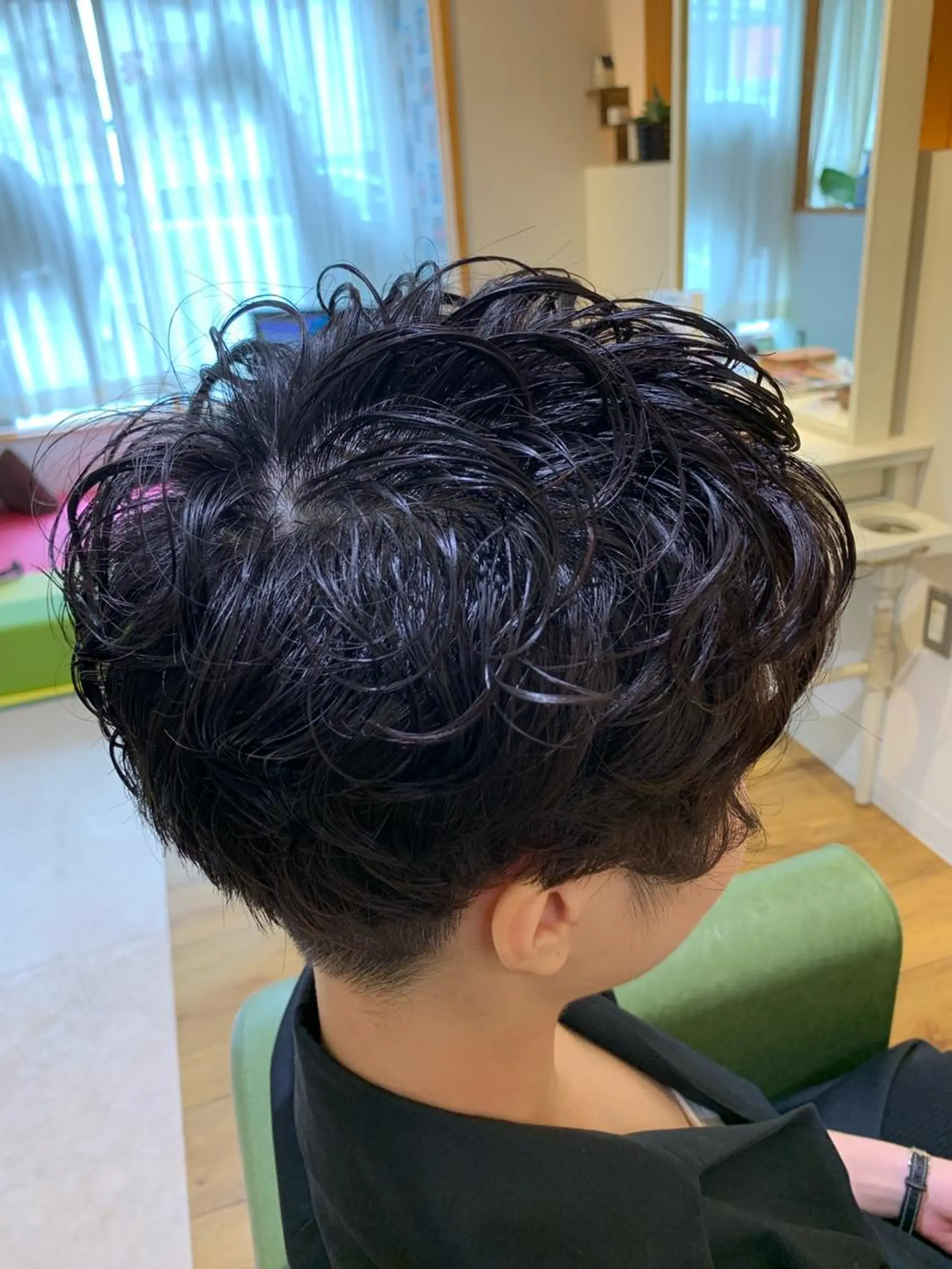 ショート パーマ 奥野 理香子のヘアスタイル