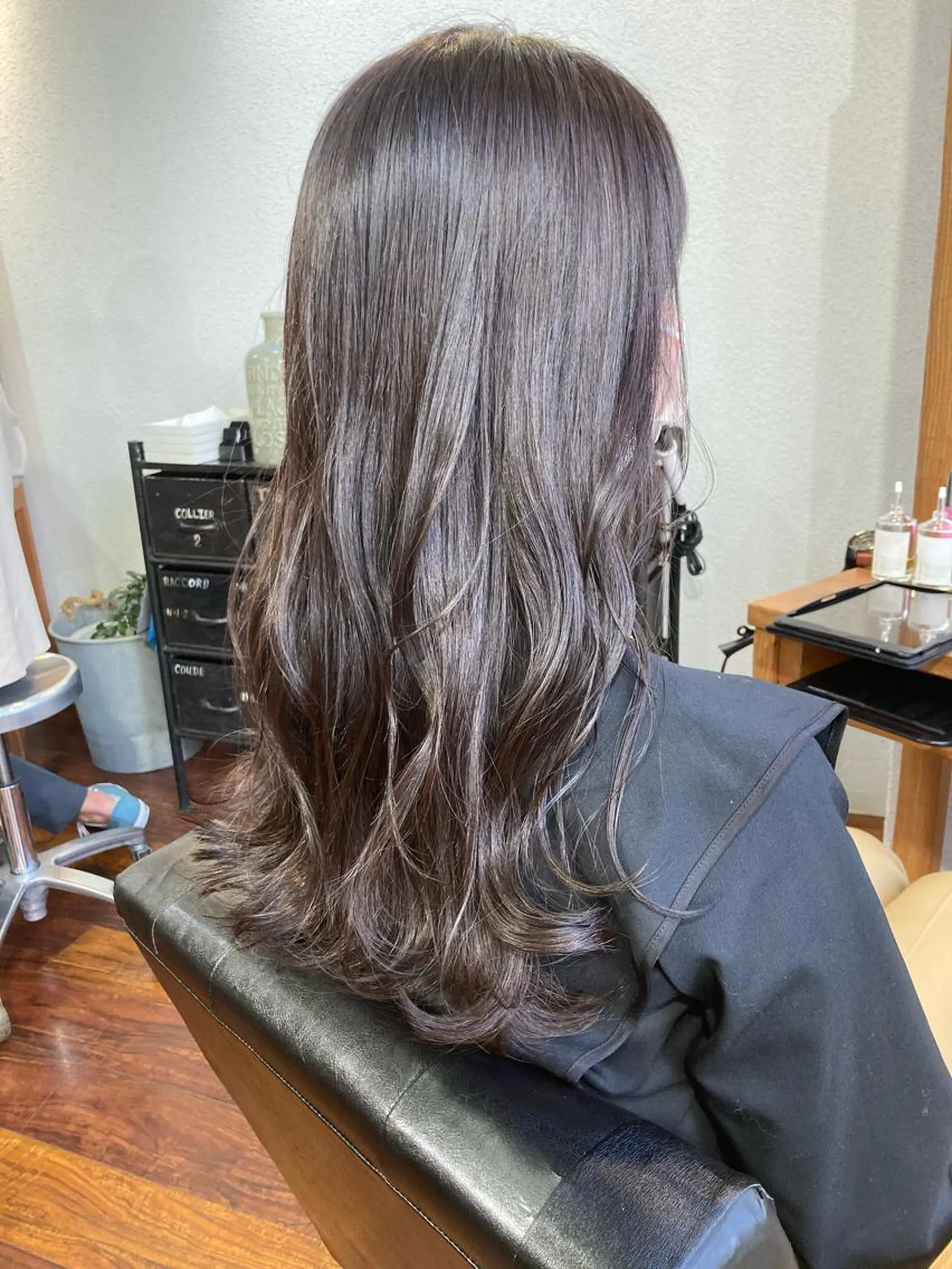 ロング カラー ブリーチ ラベンダーカラー カット ヘアカラー トリートメント 小木曽智美 /ボブ/ショートのヘアスタイル