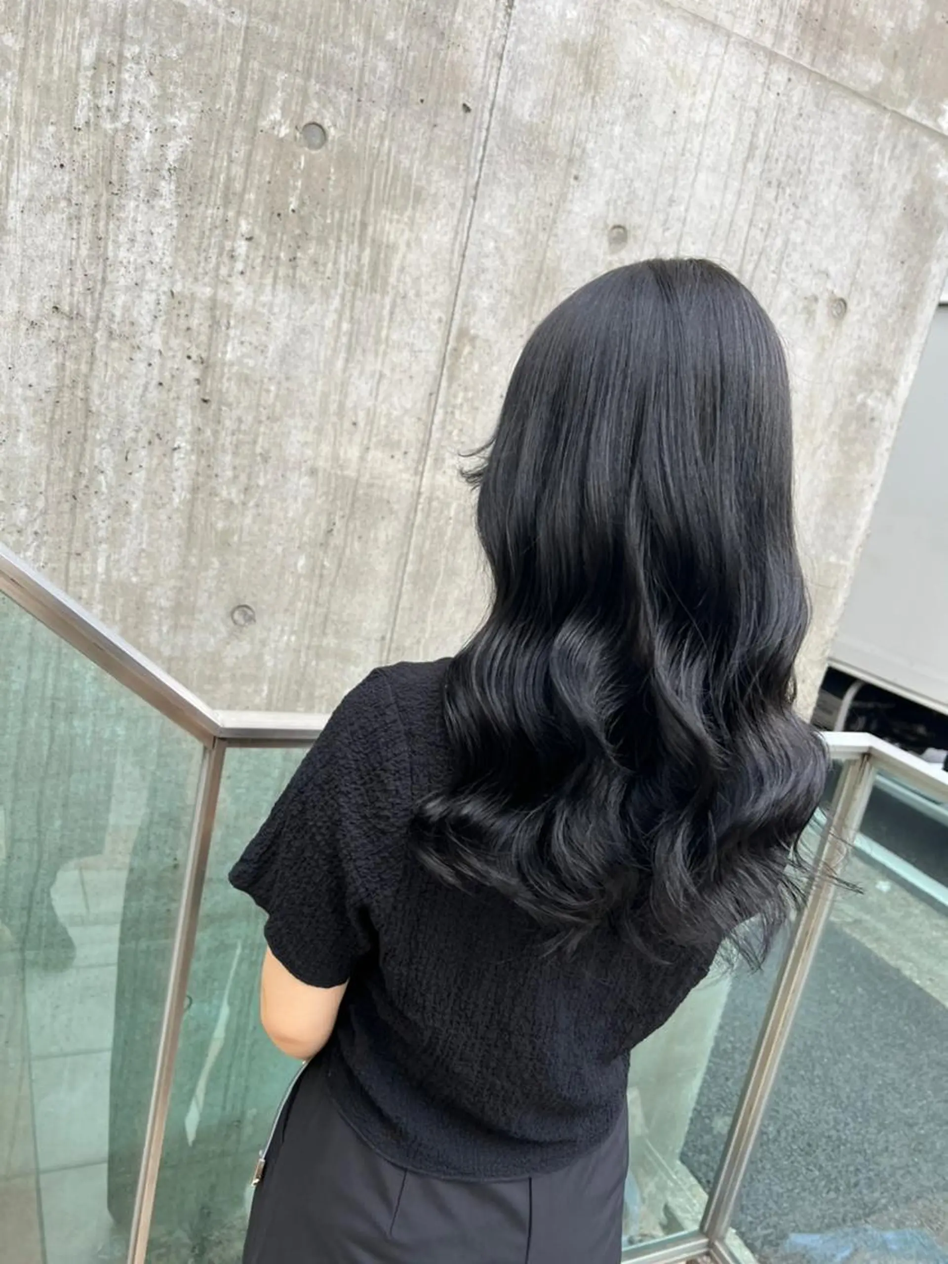 ミディアム カラー パーマ ヘアアレンジ アディクシーカラー ケアカラー 髪質改善 トリートメント ストレートパーマ カット 縮毛矯正 トリートメント 【ヘアケア特化型】 newi天王寺のヘアスタイル