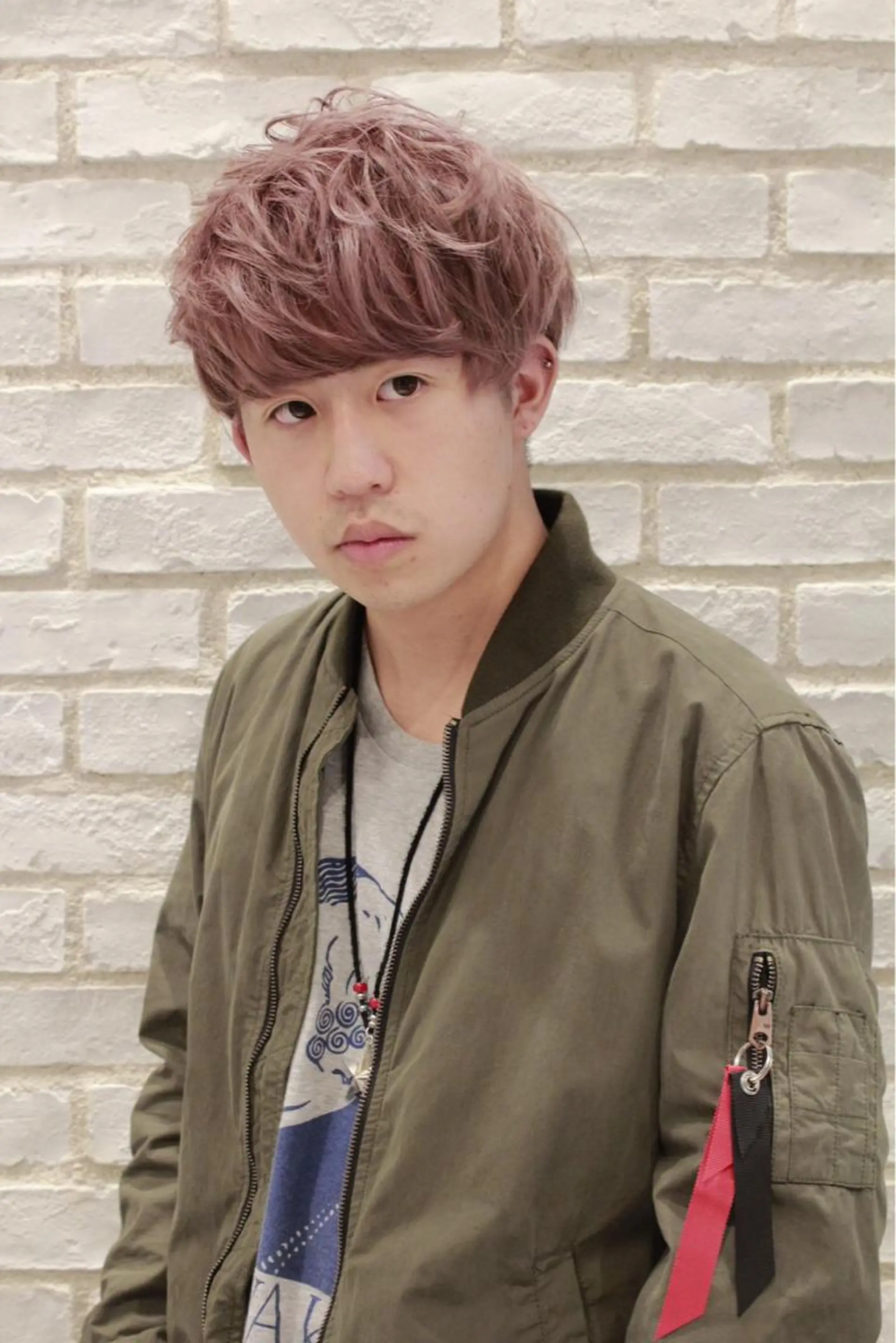 メンズ 所渉/韓国レイヤー /ウルフカットのヘアスタイル