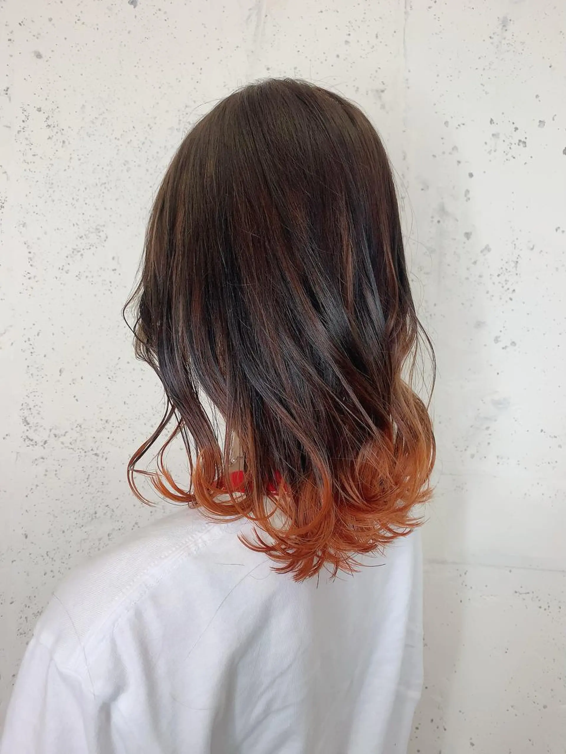 ミディアム カラー 透明感ハイトーン🦄 キラ🌈のヘアスタイル