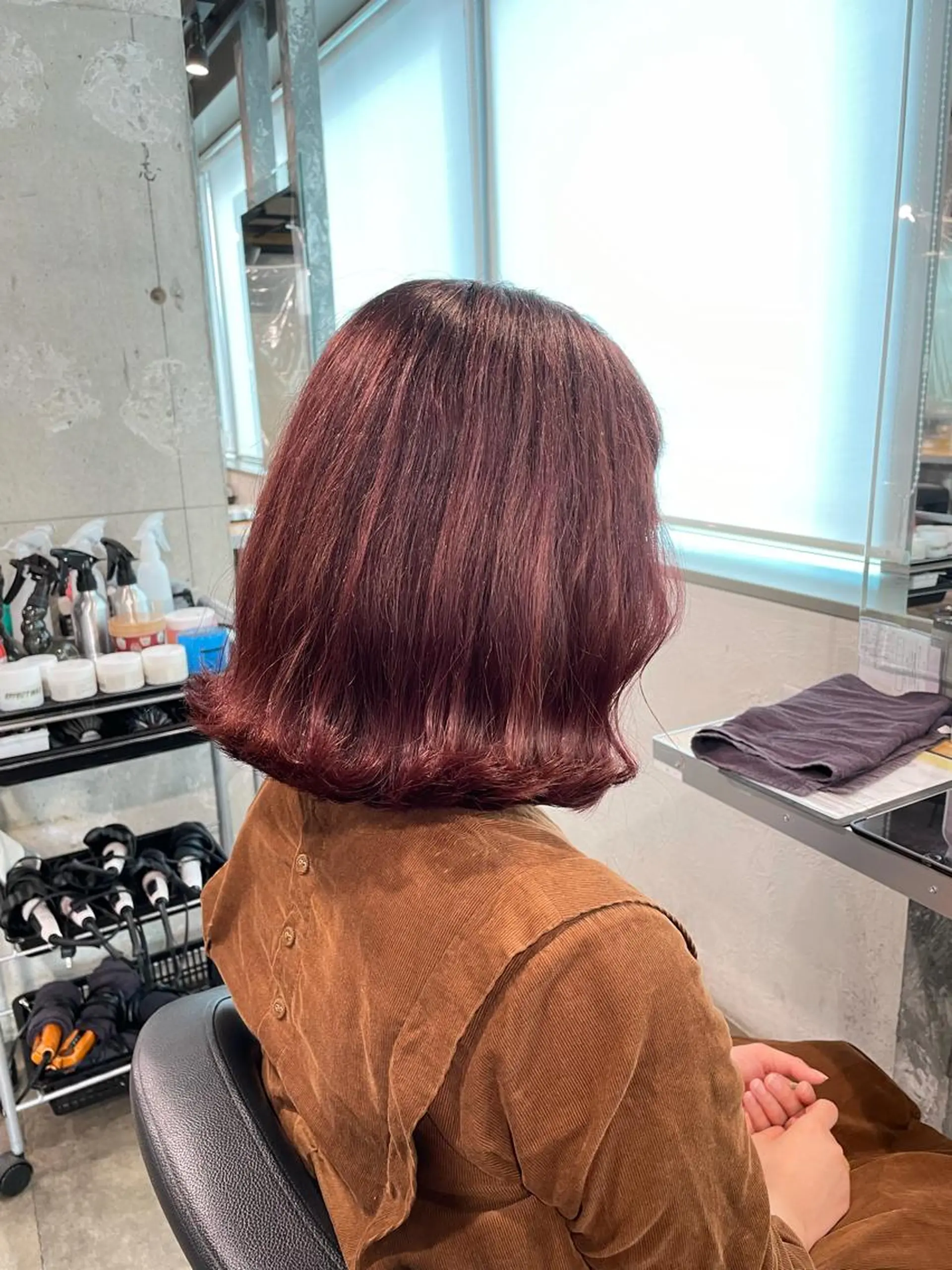 ミディアム カラー ブラウンカラー ピンクカラー ピンクブラウン カット ヘアカラー トリートメント ヘッドスパ ヘアセット ベージュカラー💖 やすひろのヘアスタイル