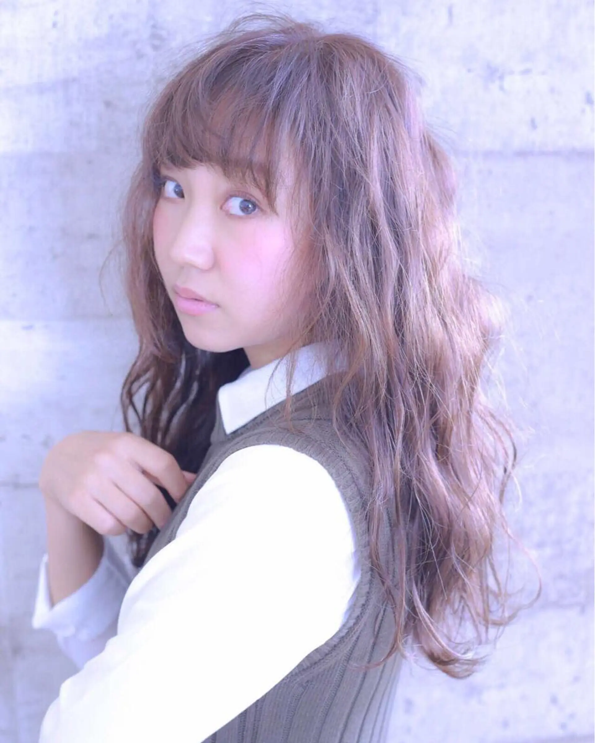 ロング 伊藤 裕貴のヘアスタイル