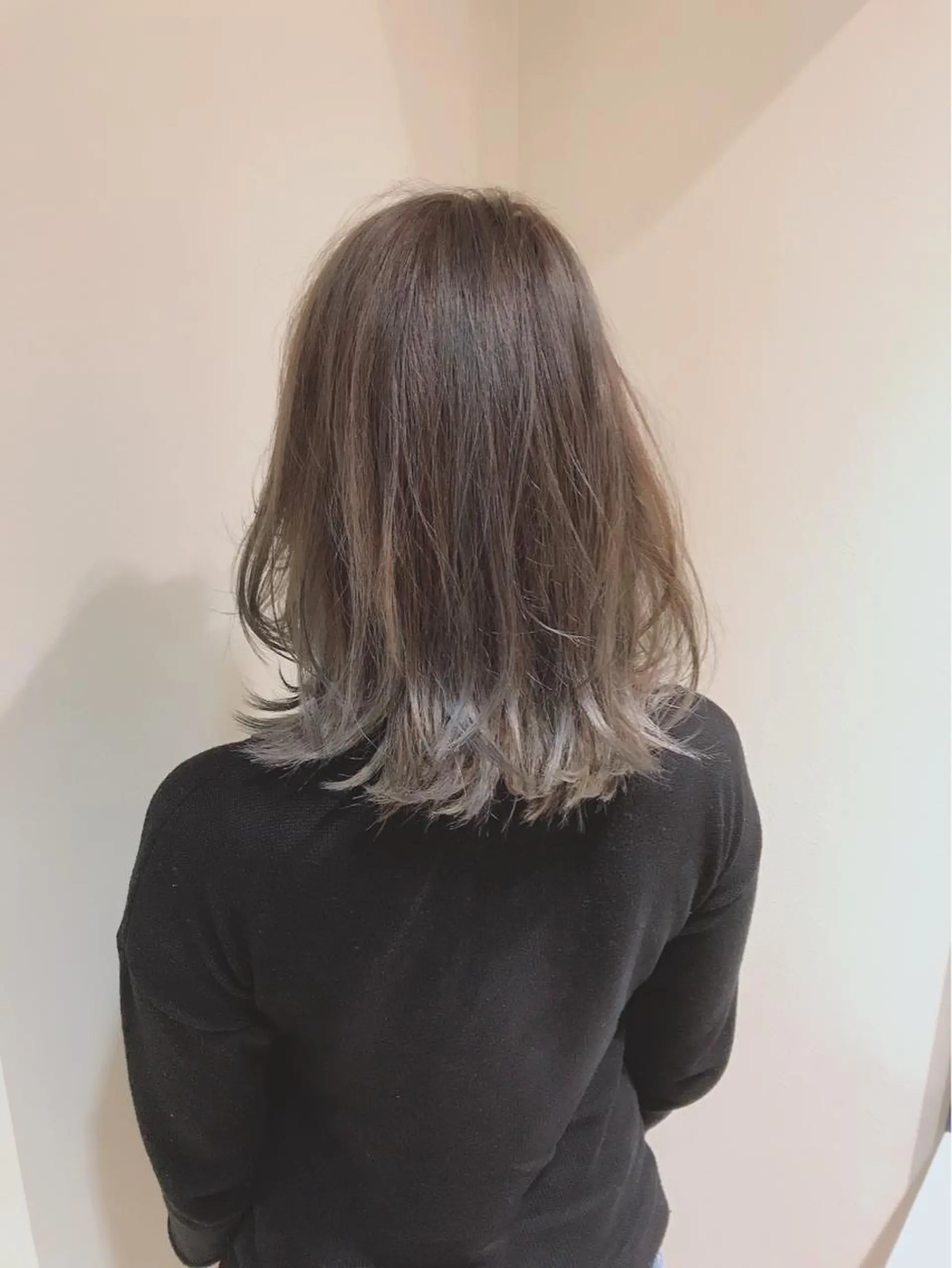 カラー バレイヤージュ グレージュ ハイライトカラー 縮毛/ショート/ ボブ/レイヤー/小原のヘアスタイル