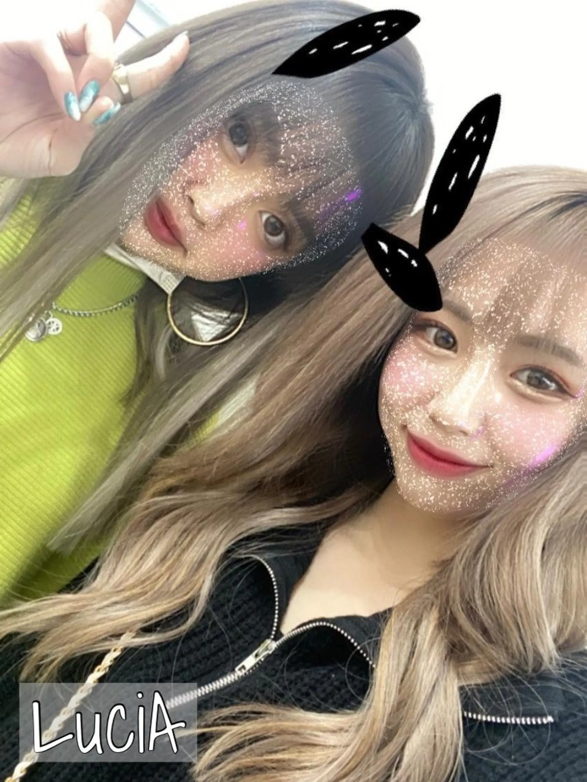 ロング ヘアアレンジ エクステ LuciA エクステカラーのヘアスタイル