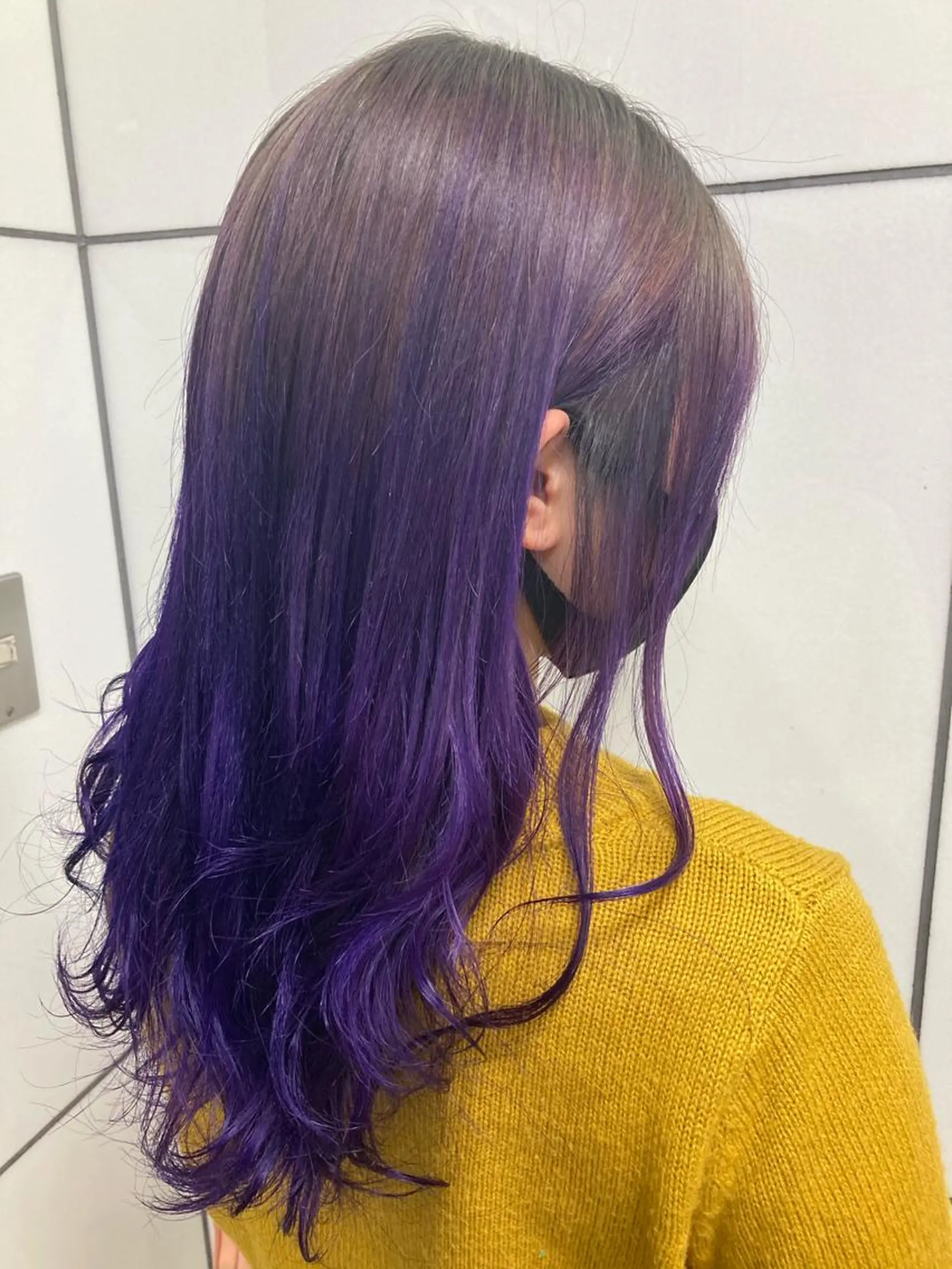 セミロング カラー ヘアカラー トリートメント 髪質改善/痛ませ ないカラー/西村航大のヘアスタイル