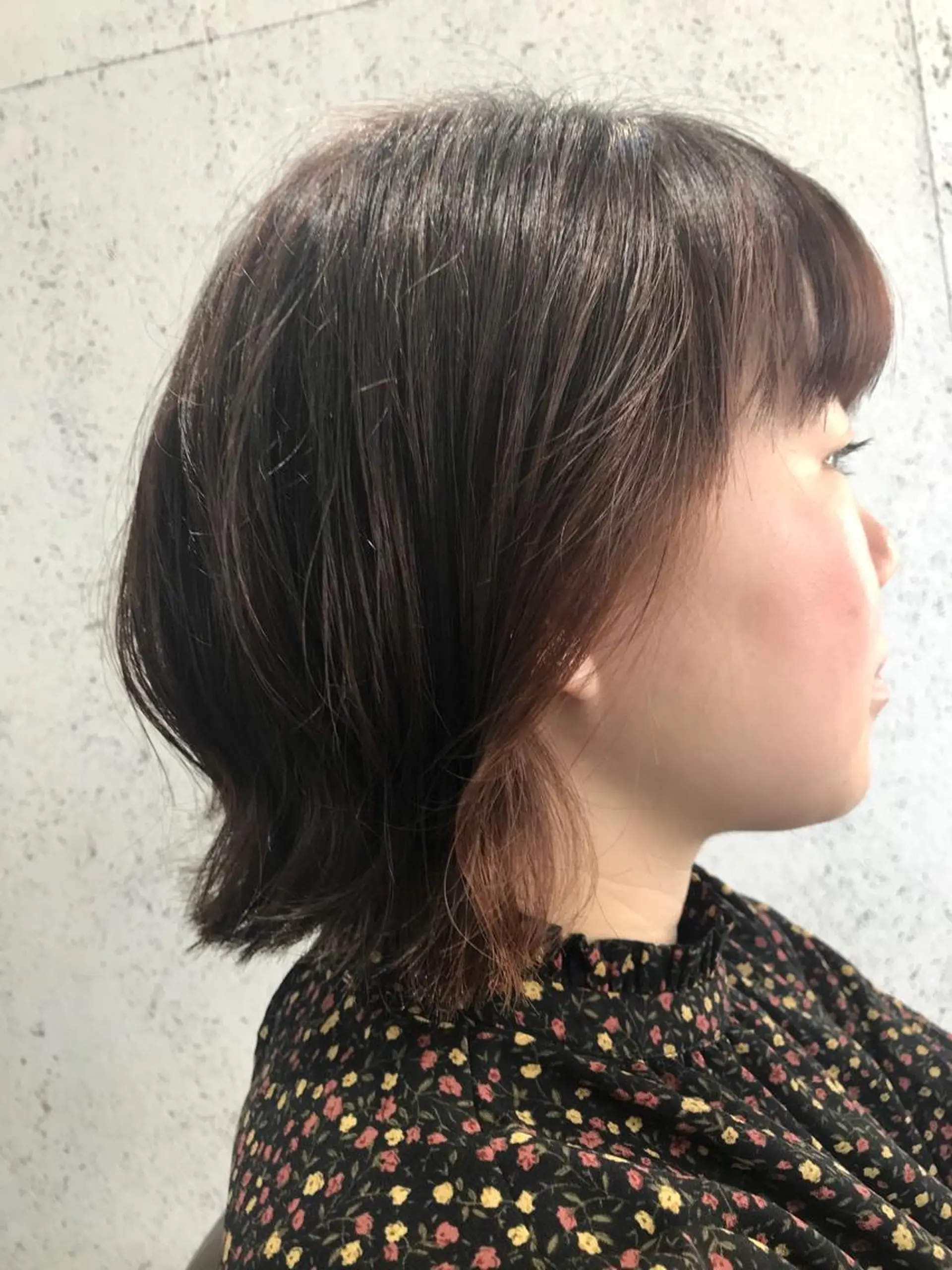 ミディアム カラー KOOKI スティードトーキョーのヘアスタイル
