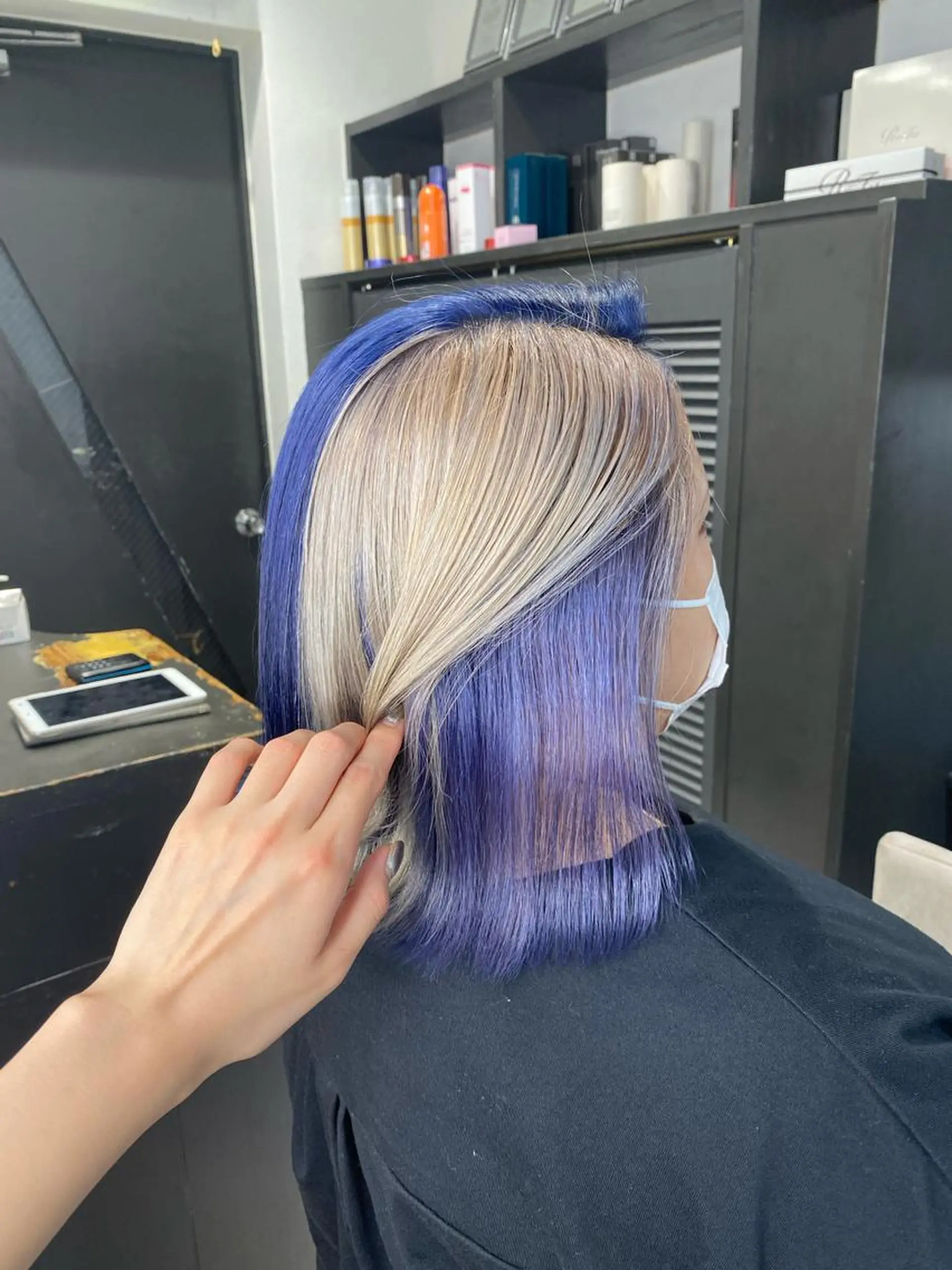 ミディアム ヘアカラー maya レイヤーカットのヘアスタイル