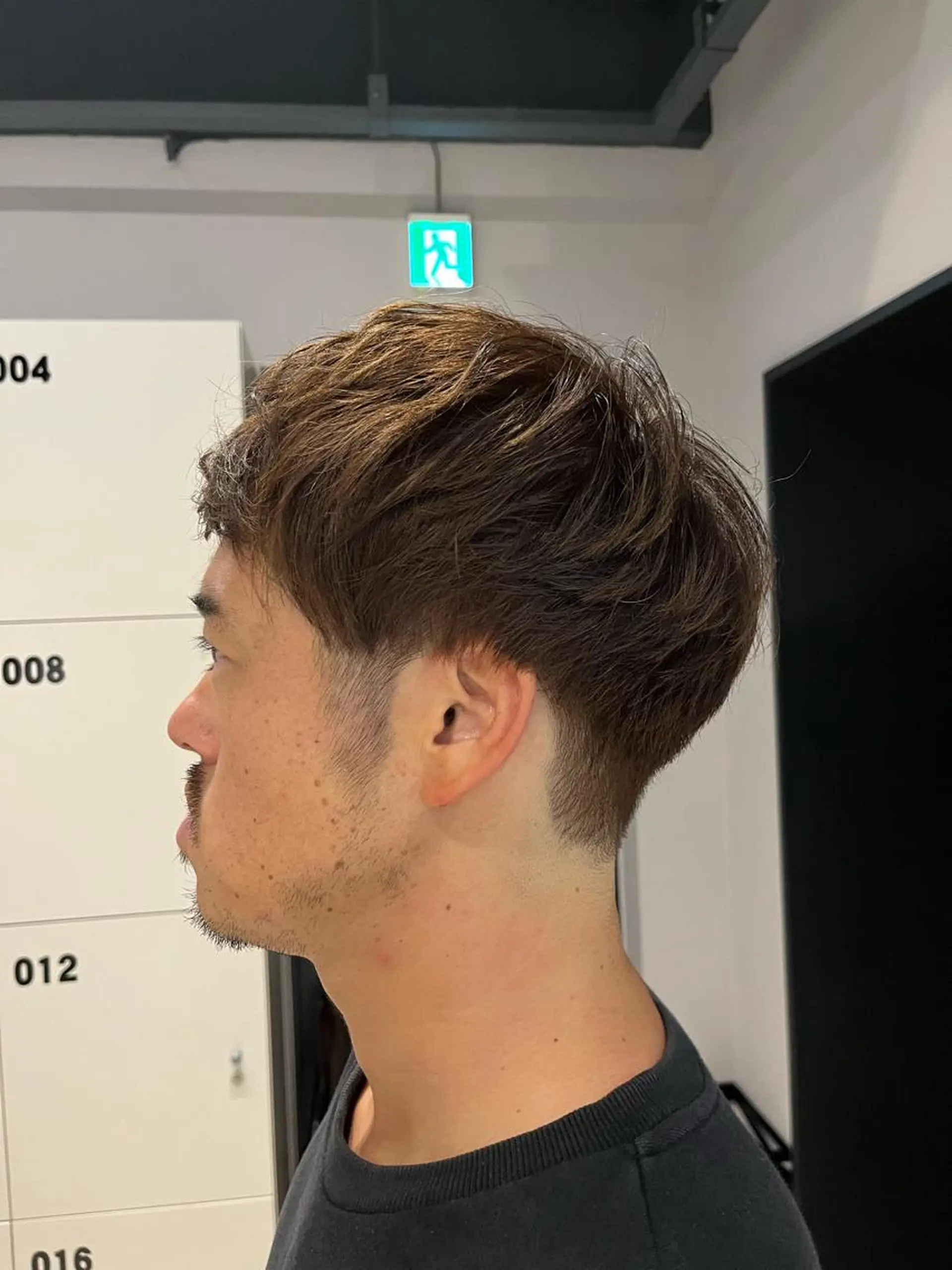 ショート カラー メンズ うる艶カラー/恵比寿 ベージュ/丸山陽平のヘアスタイル