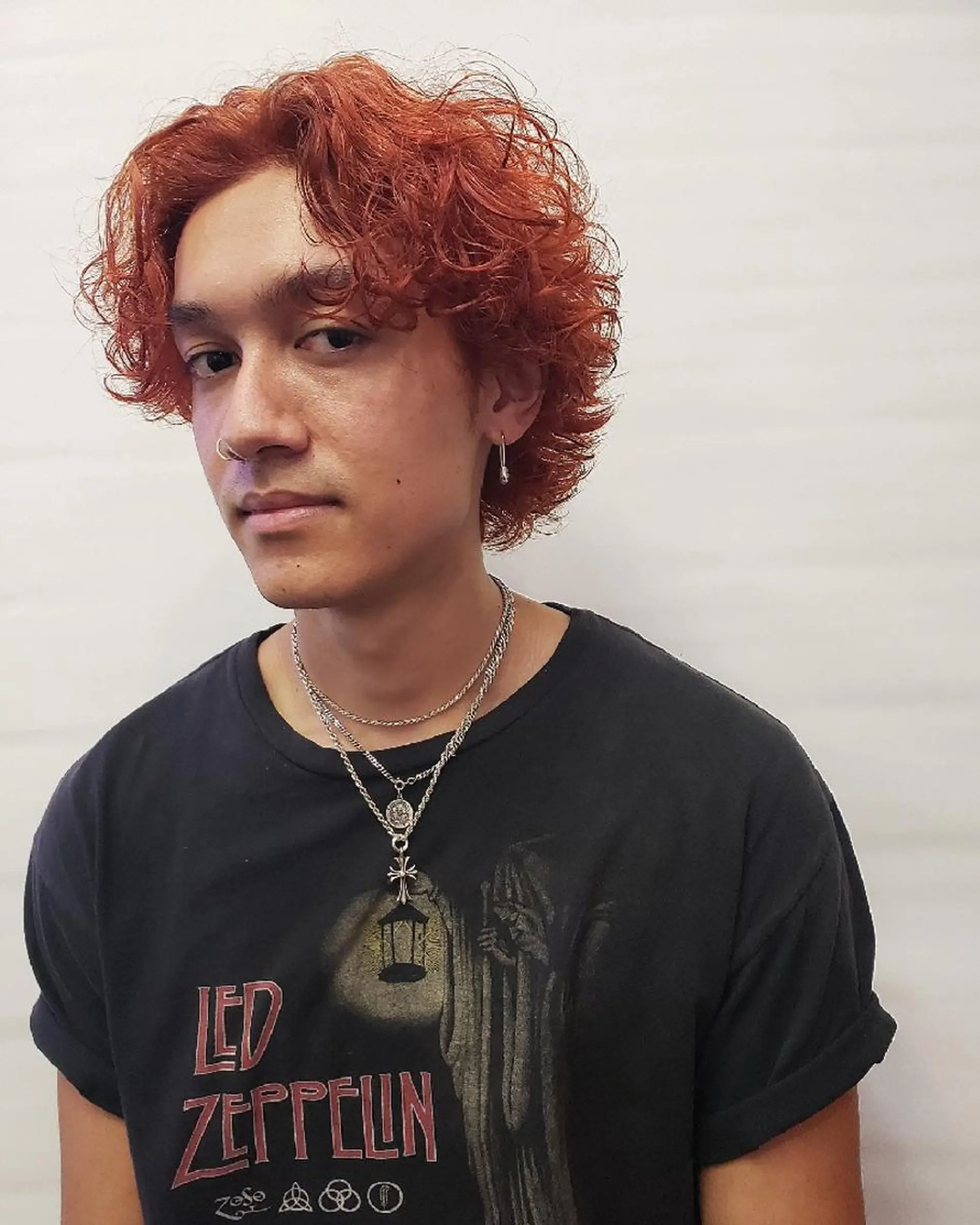 ミディアム ハイトーン/ブリーチ /デザインカラーのヘアスタイル