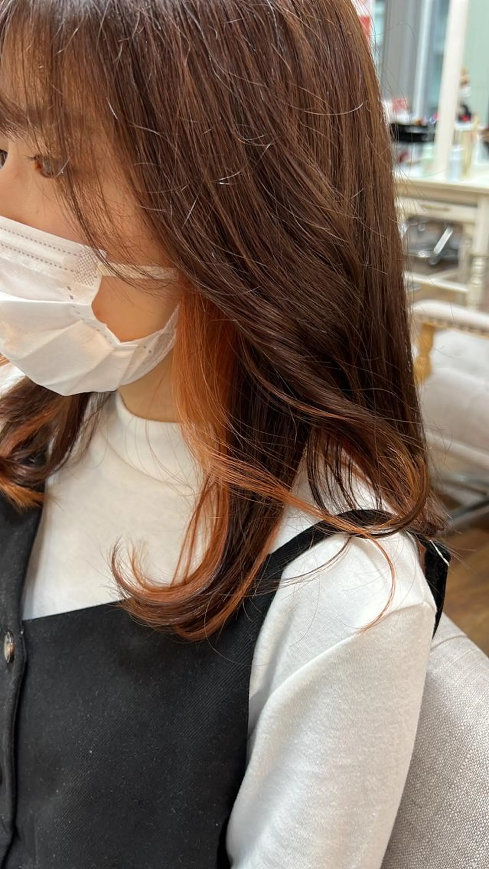 ミディアム カラー 大場 優のヘアスタイル