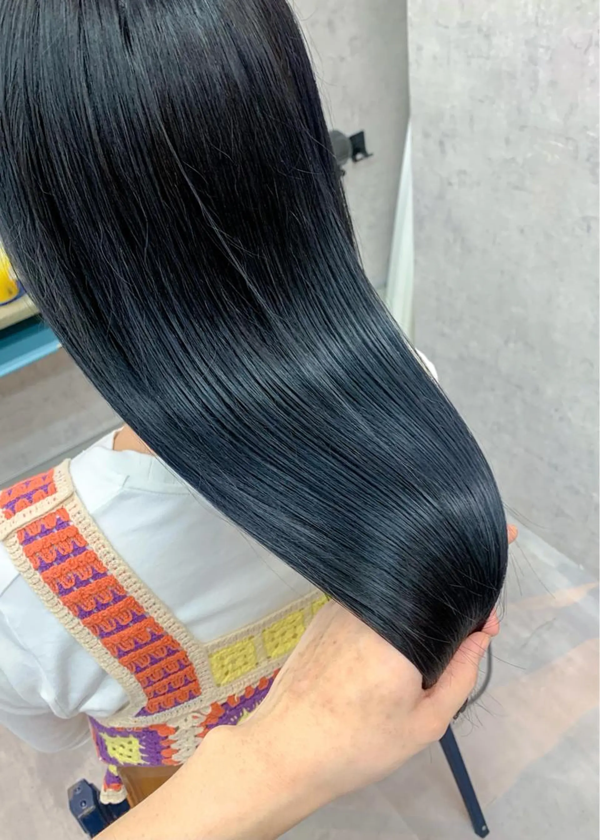 ロング カラー ブリーチ ブリーチなしカラー ダウンパーマ 【sity.ザイク】のヘアスタイル