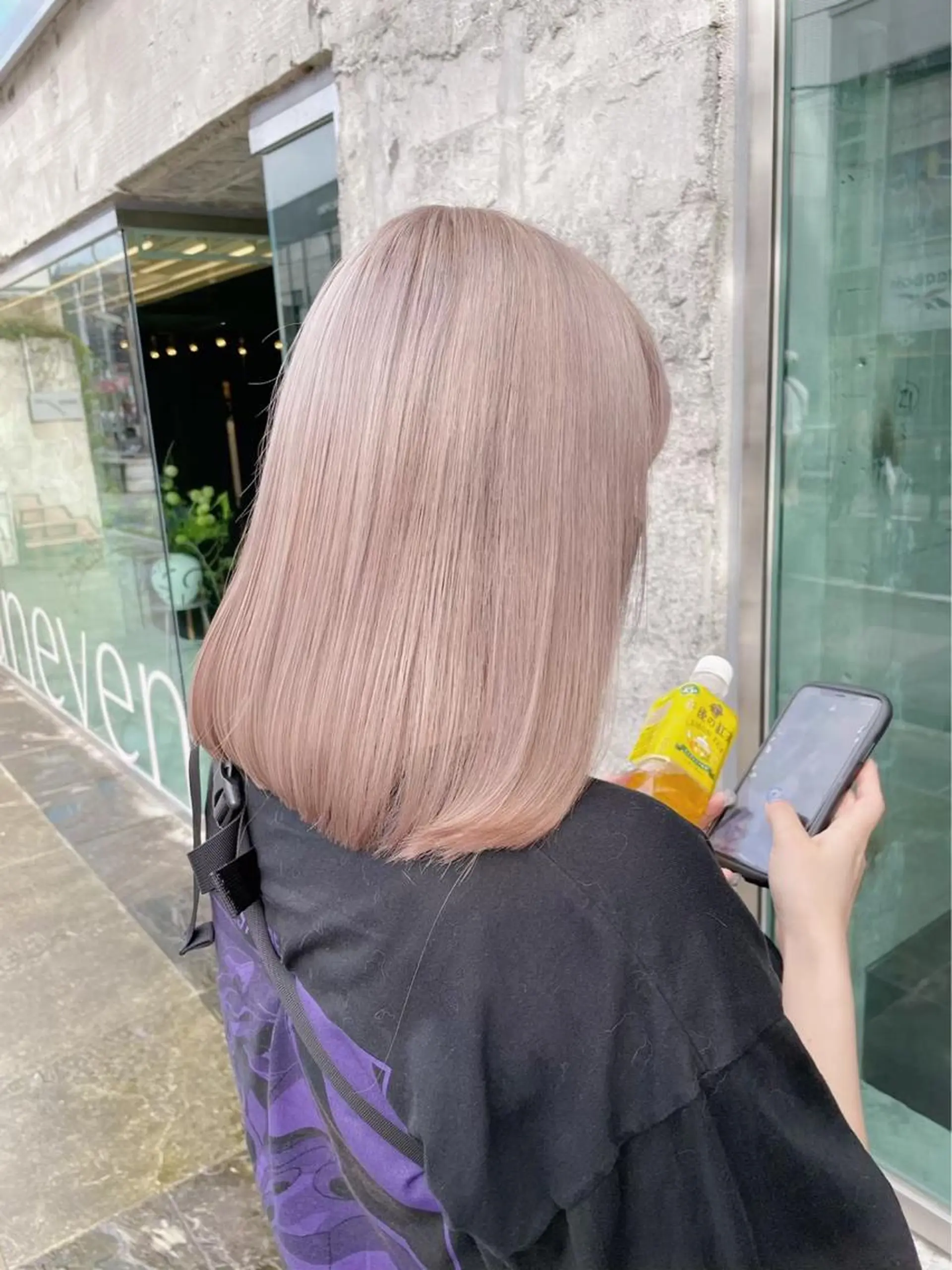 ロング カラー ヘアアレンジ アッシュ アッシュグレー アッシュグレージュ バレイヤージュ ミストバング Bob＆ハイトーン 専門家CHIHIROのヘアスタイル