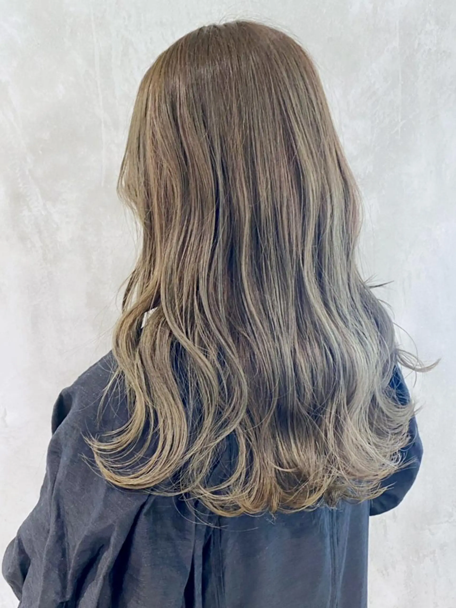 セミロング カラー ブリーチ ブリーチなしカラー ITbyALBUM 浦和店のヘアスタイル