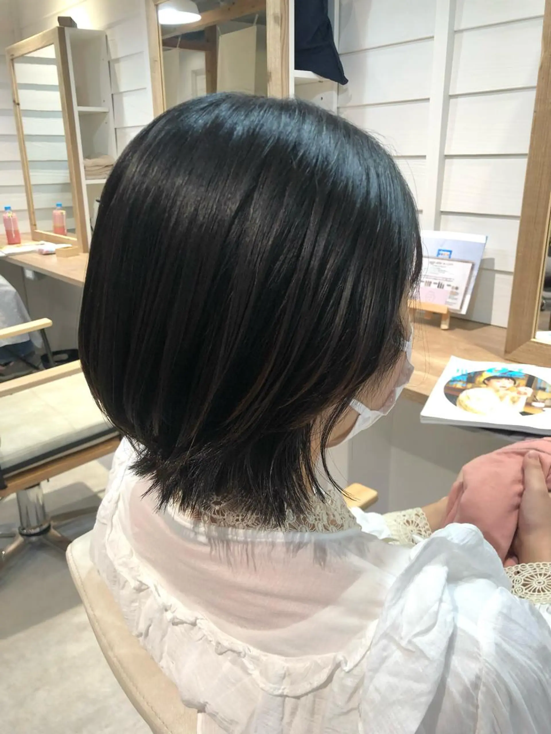 ミディアム ボブ ウルフカット カット Annie 吉田 裕美のヘアスタイル