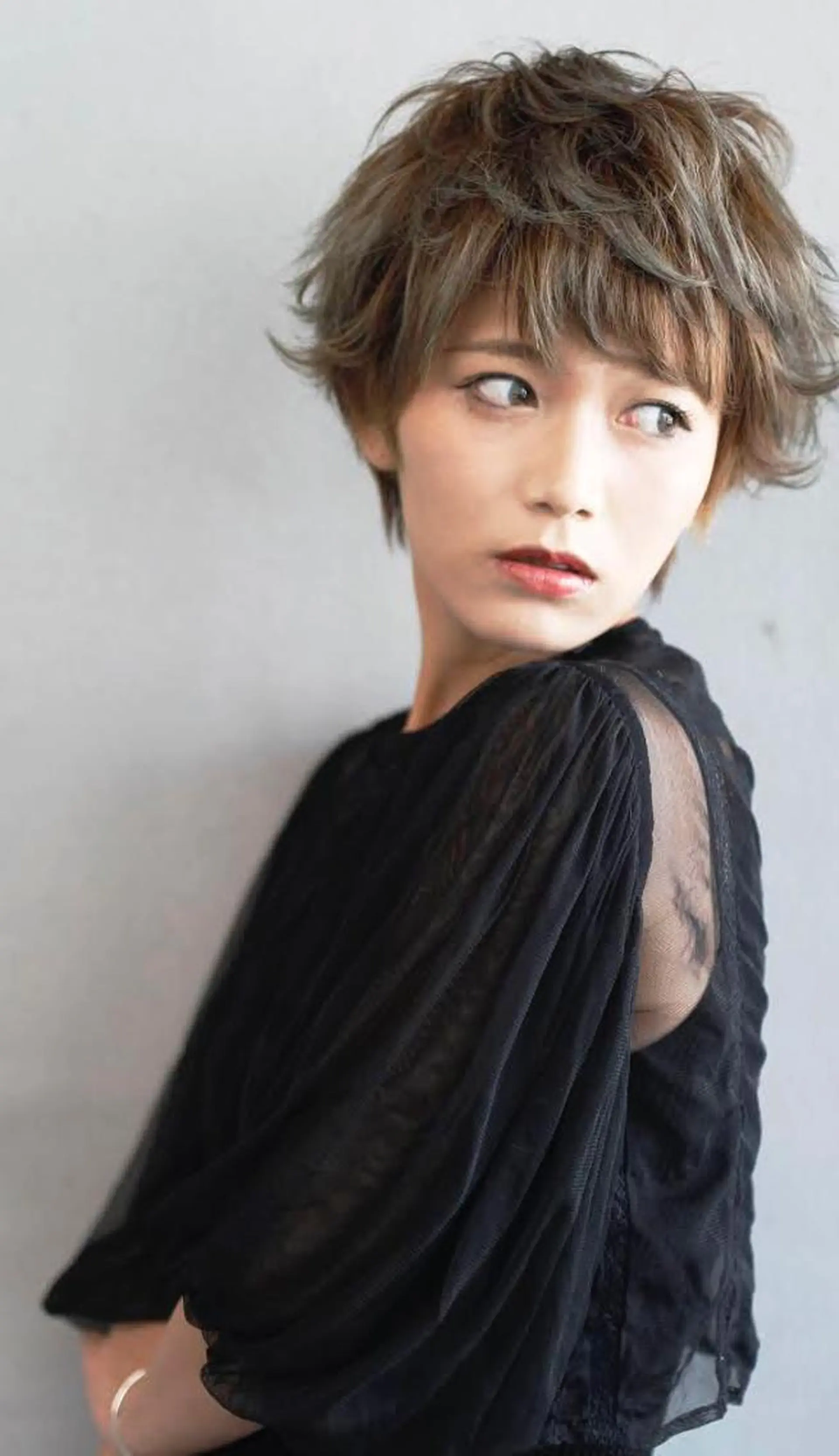 ショート カラー ショートヘア 外ハネヘア カット ヘアカラー ショート/ボブ/ 白髪染め/メンズ葛西のヘアスタイル