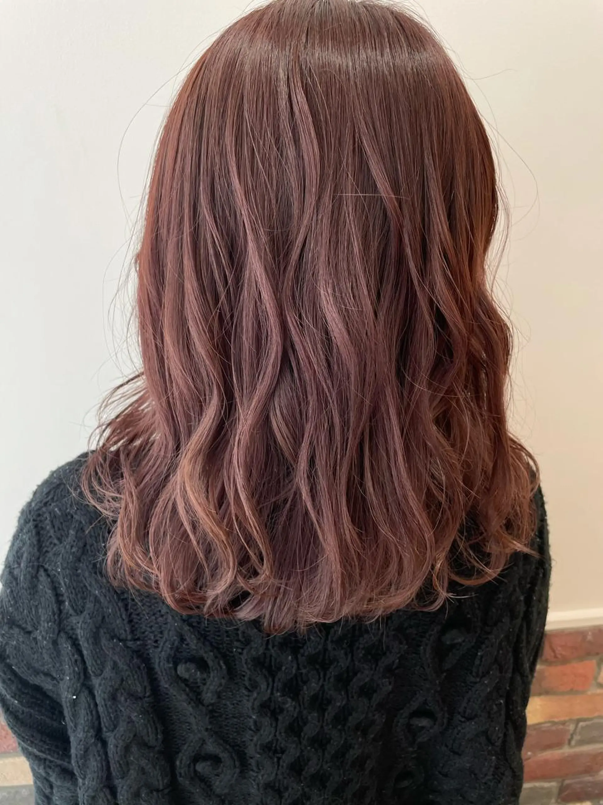 ミディアム 中井 茅佳のヘアスタイル