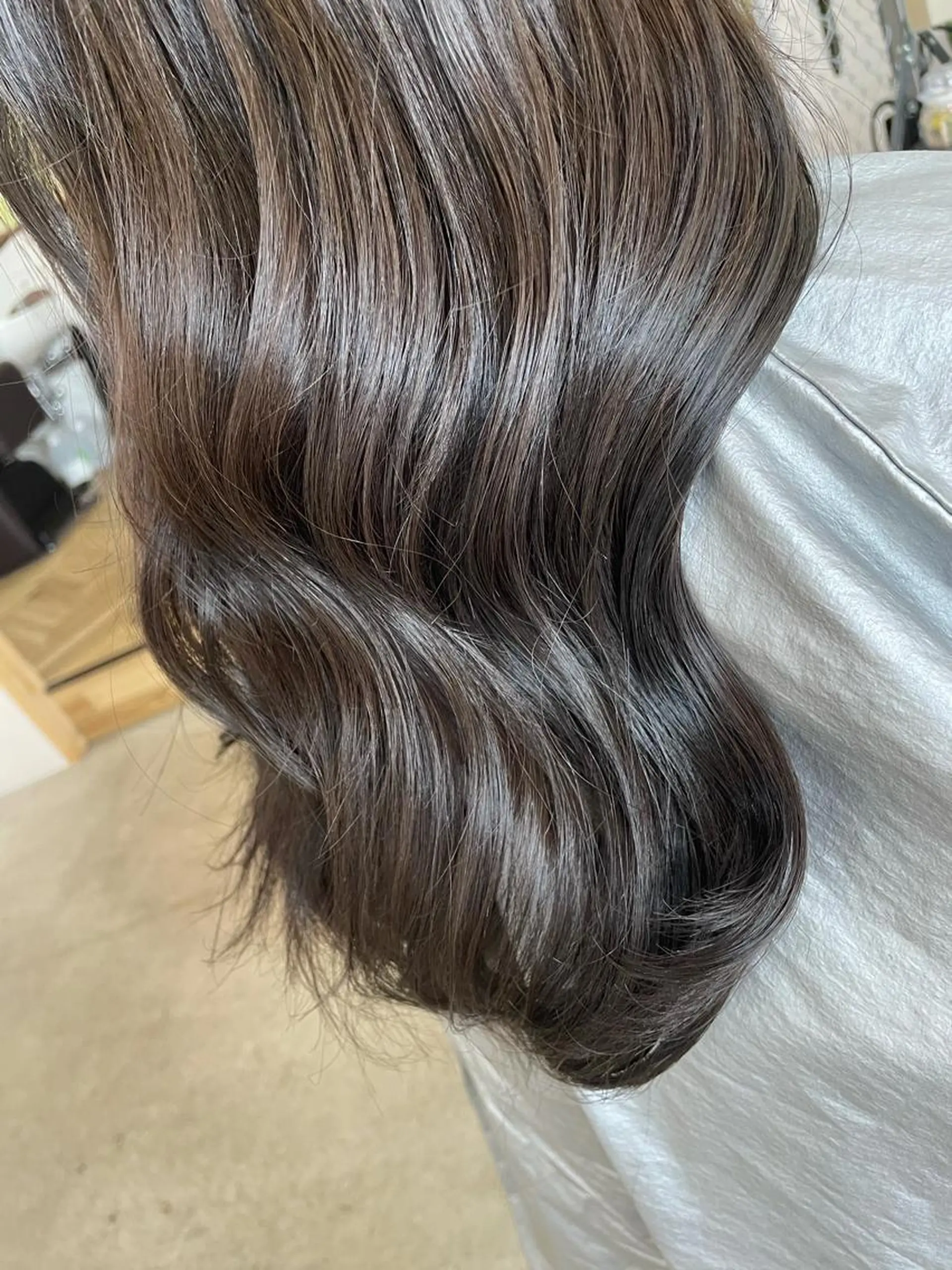 セミロング カラー ベージュカラー フォギーベージュ Agu  hair you所属・♡ yumaのヘアスタイル