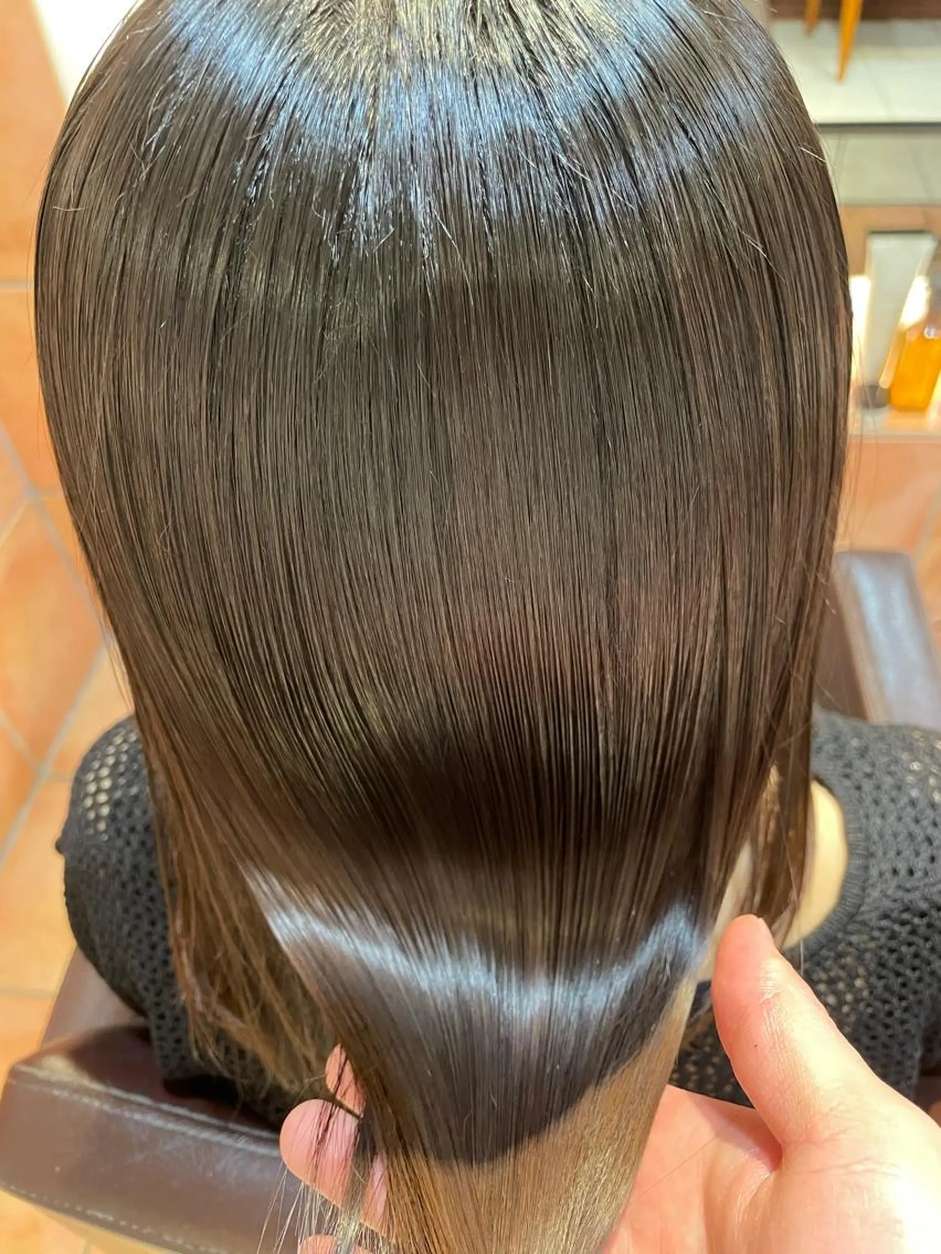 セミロング 髪質改善 縮毛矯正 ★糀谷 敬大のヘアスタイル