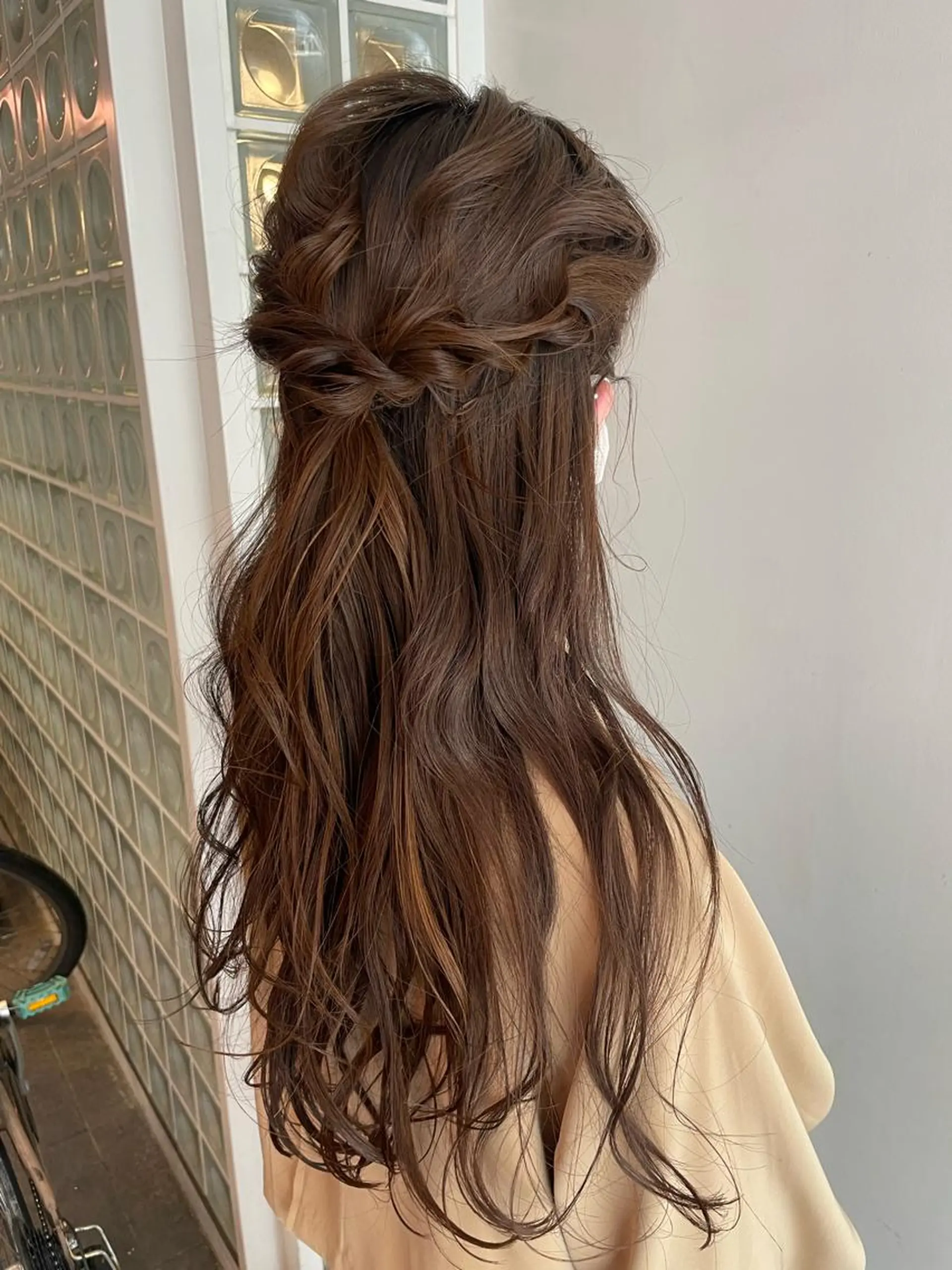 ロング ami/大阪/暖色 /レイヤーカットのヘアスタイル